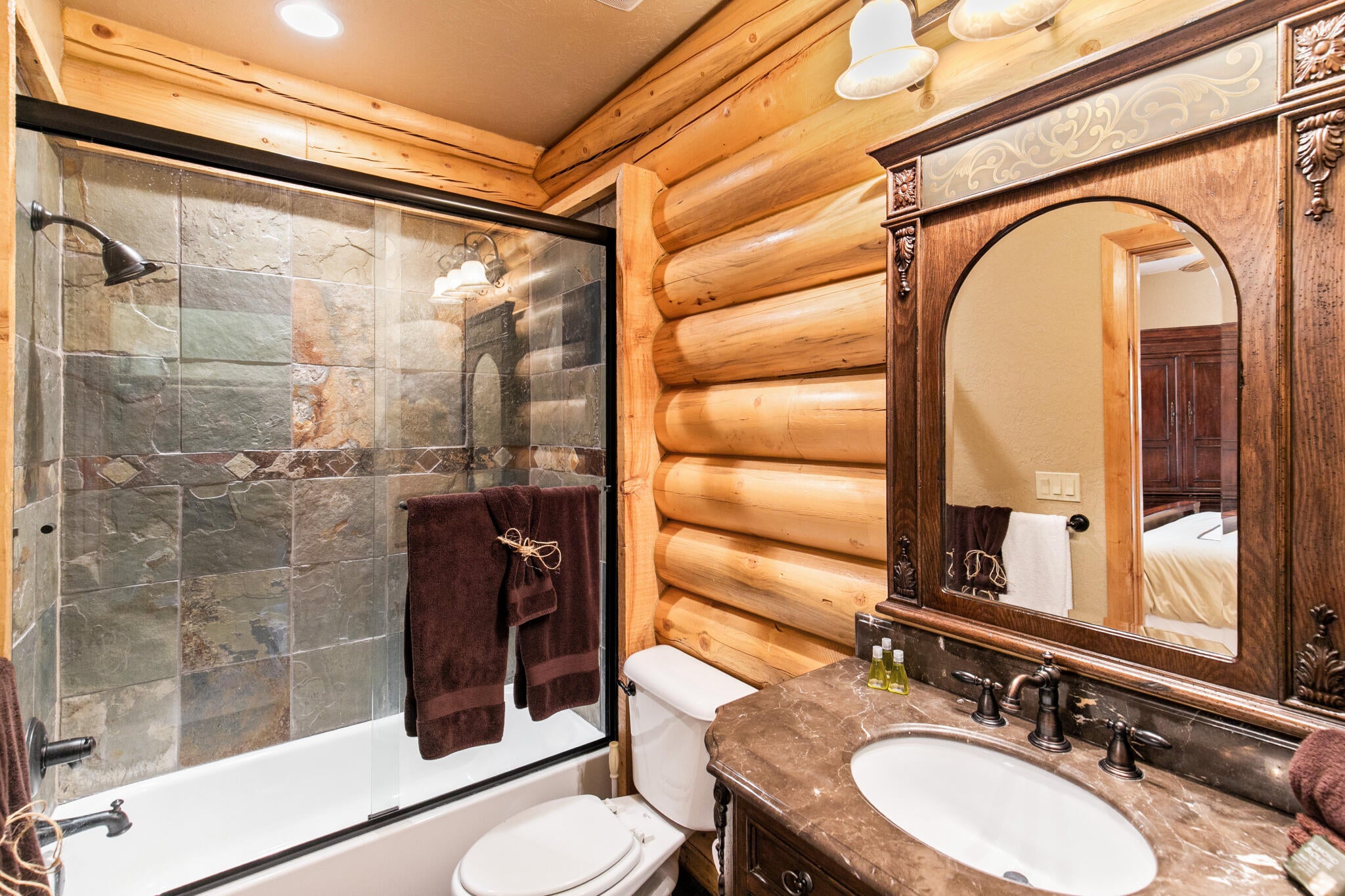 Brian Head, Utah, 84719, United States, 5 Bedrooms Bedrooms, ,7 BathroomsBathrooms,Residential,Active,2044532