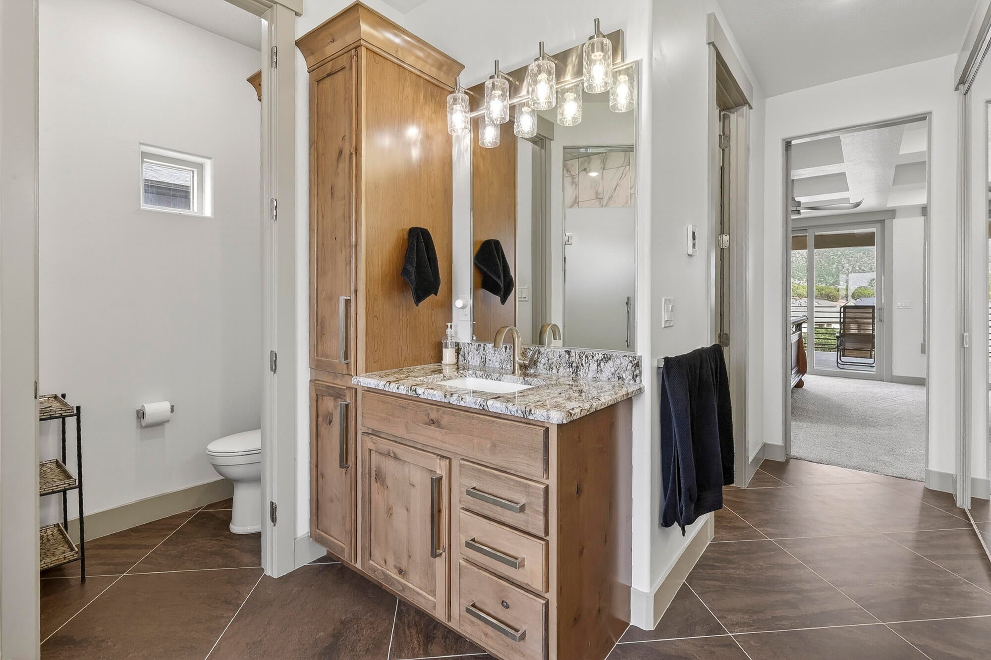 Cedar City, Utah, 84720, United States, 6 Bedrooms Bedrooms, ,4 BathroomsBathrooms,Residential,Active,2043845