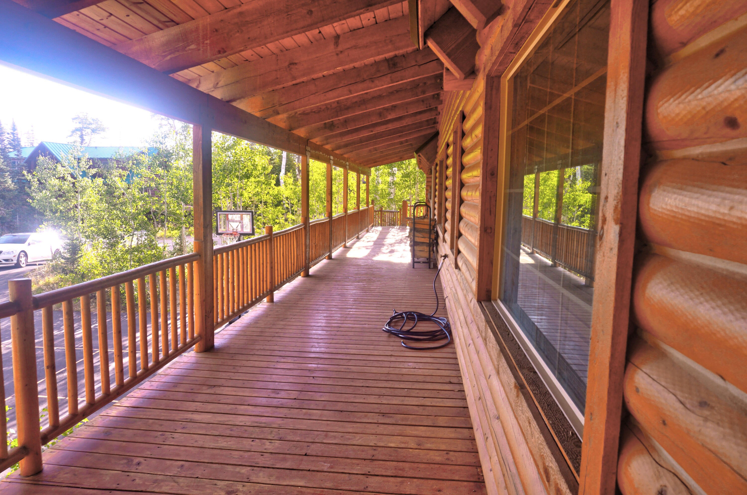 Brian Head, Utah, 84719, United States, 4 Bedrooms Bedrooms, ,3 BathroomsBathrooms,Residential,Active,1990609