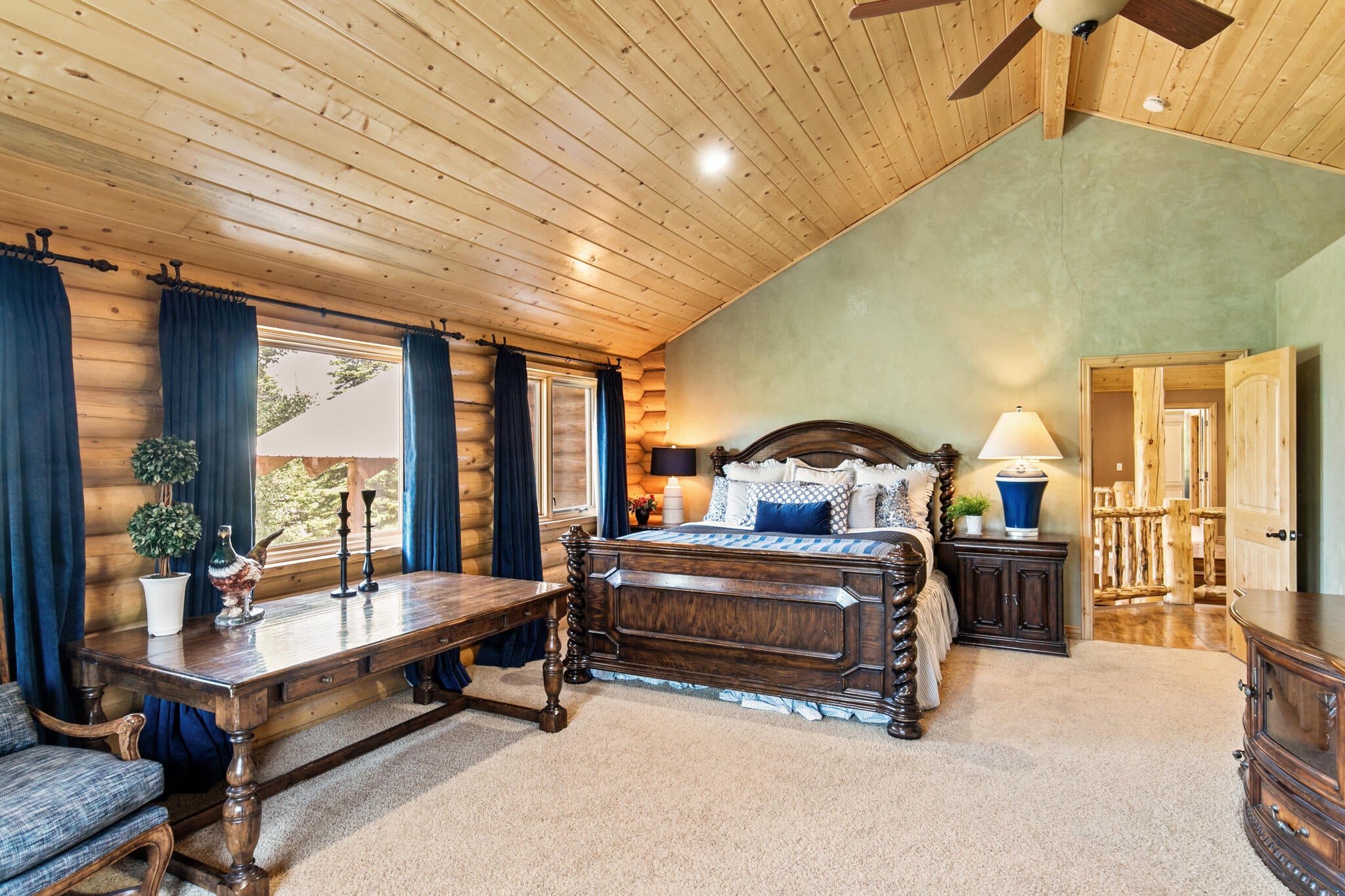 Brian Head, Utah, 84719, United States, 5 Bedrooms Bedrooms, ,4 BathroomsBathrooms,Residential,Active,1990611