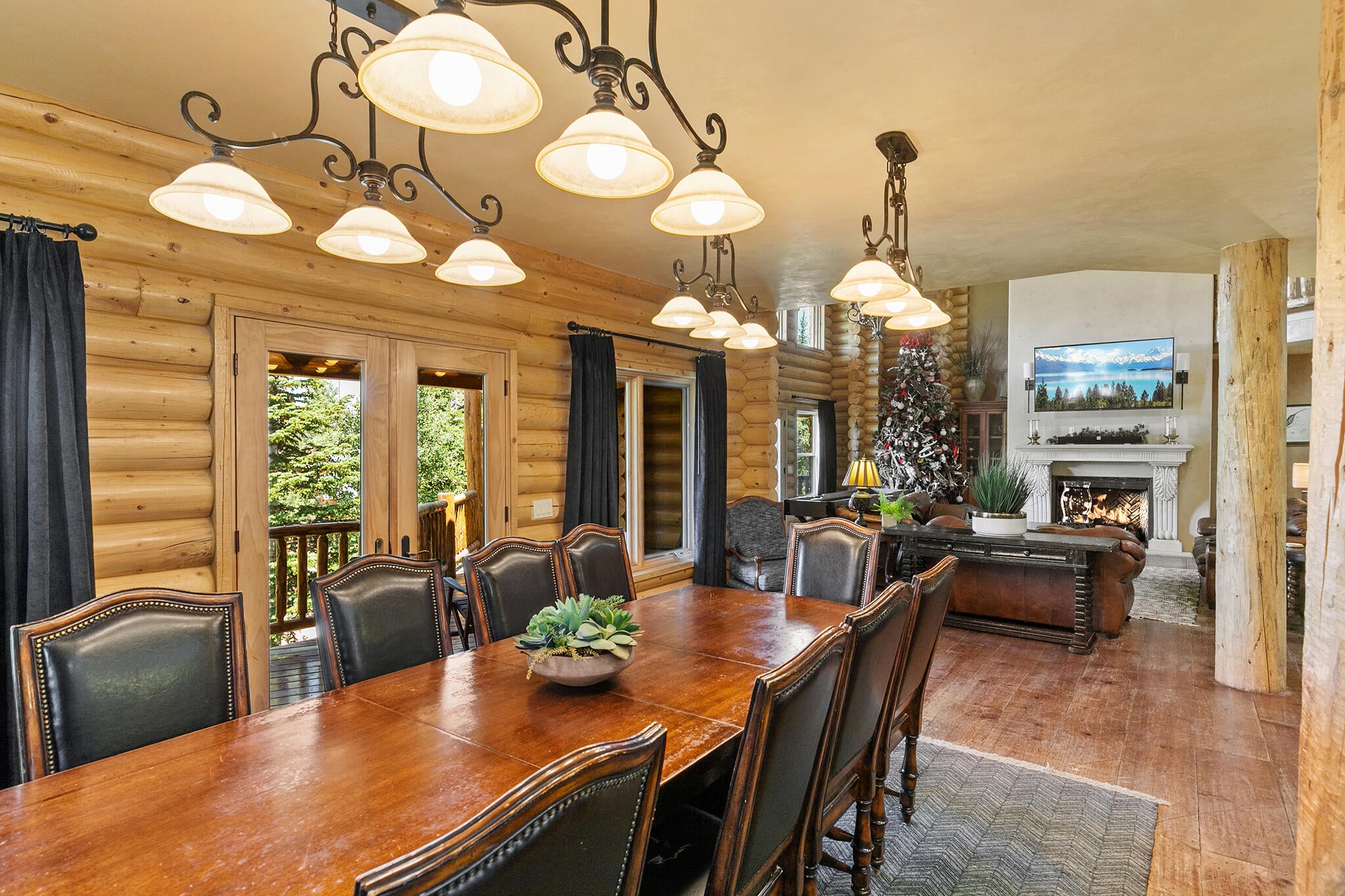 Brian Head, Utah, 84719, United States, 5 Bedrooms Bedrooms, ,4 BathroomsBathrooms,Residential,Active,1990611