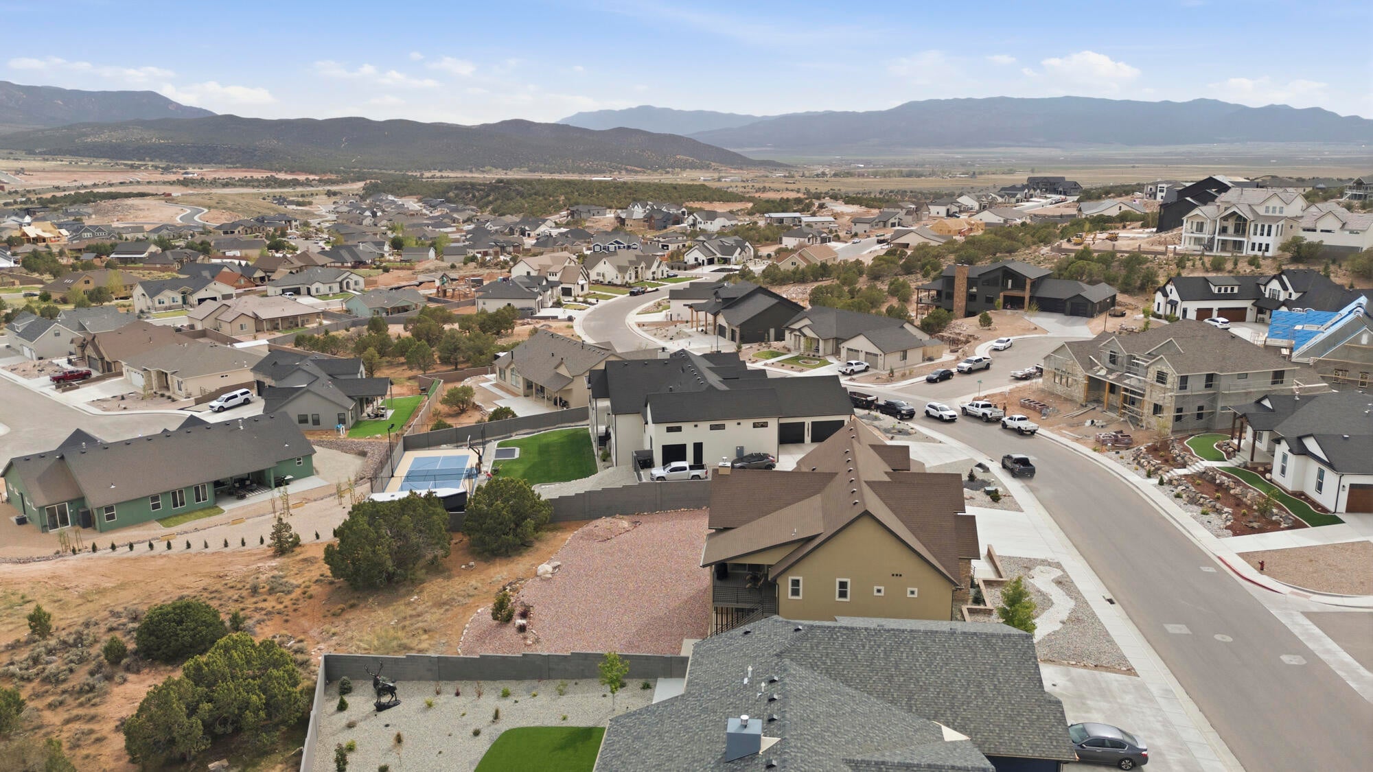 Cedar City, Utah, 84720, United States, 6 Bedrooms Bedrooms, ,4 BathroomsBathrooms,Residential,Active,2043845