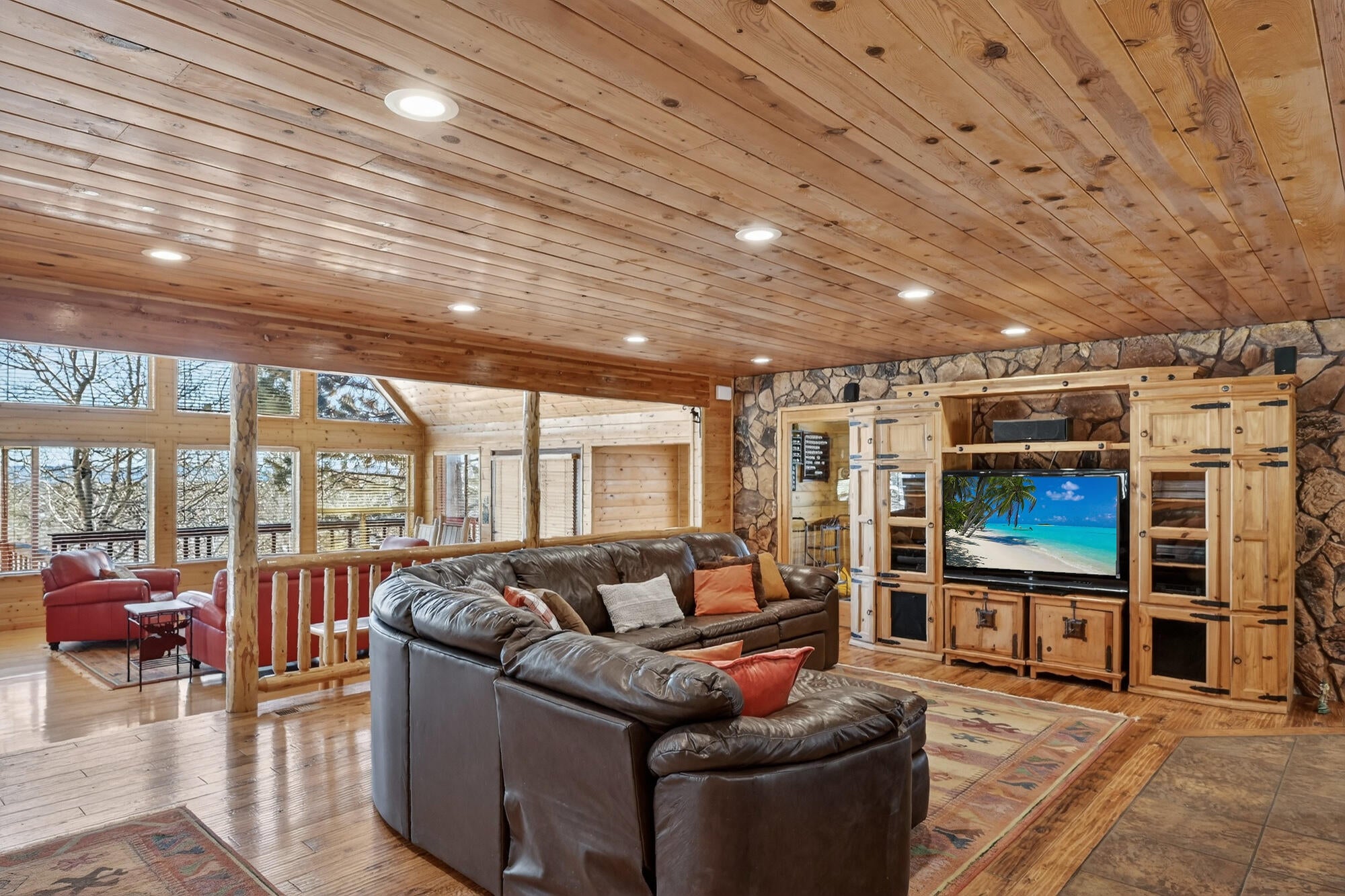 Duck Creek Village, Utah, 84762, United States, 4 Bedrooms Bedrooms, ,3 BathroomsBathrooms,Residential,Active,2007182