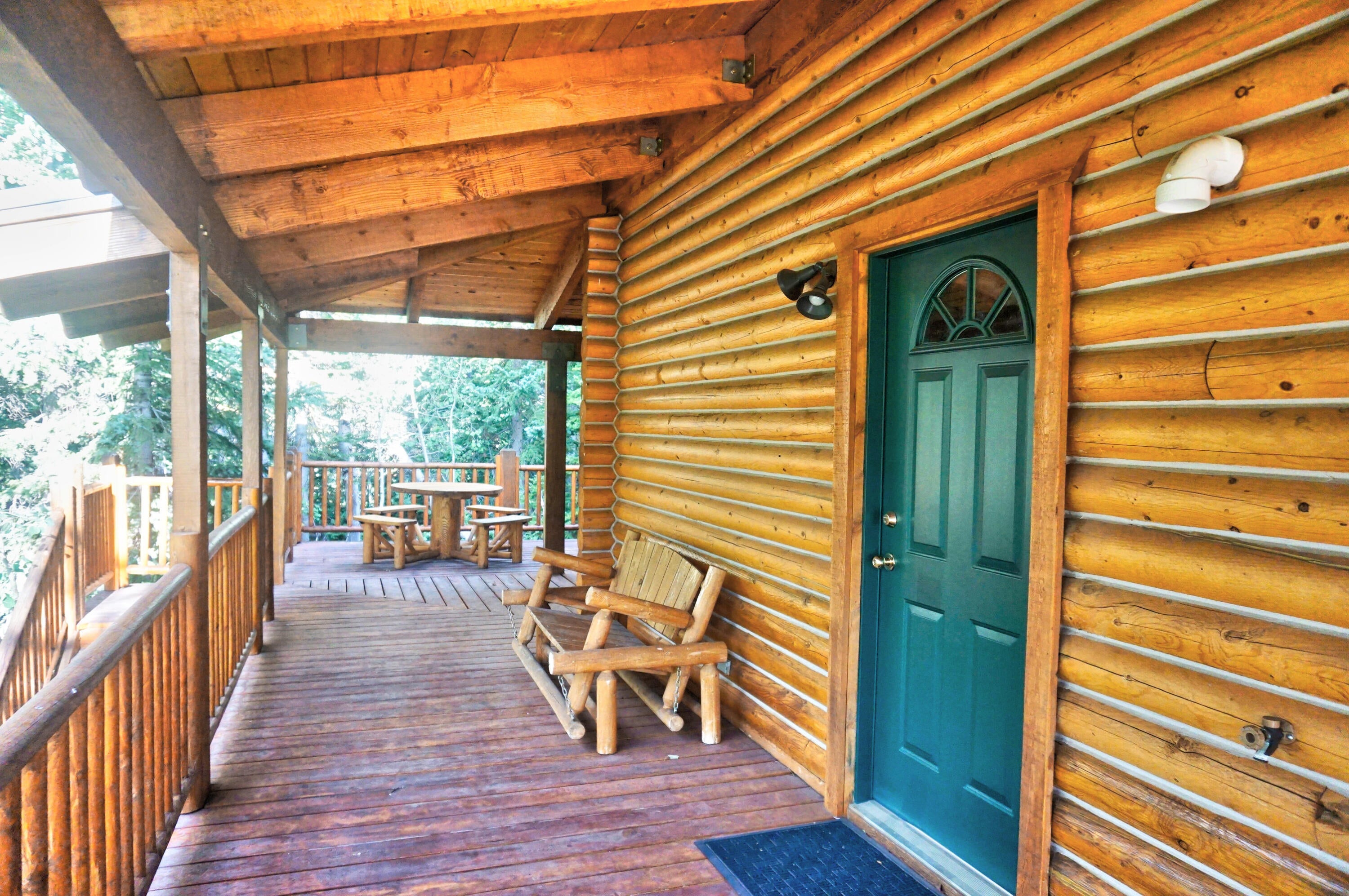 Brian Head, Utah, 84719, United States, 4 Bedrooms Bedrooms, ,3 BathroomsBathrooms,Residential,Active,1990609