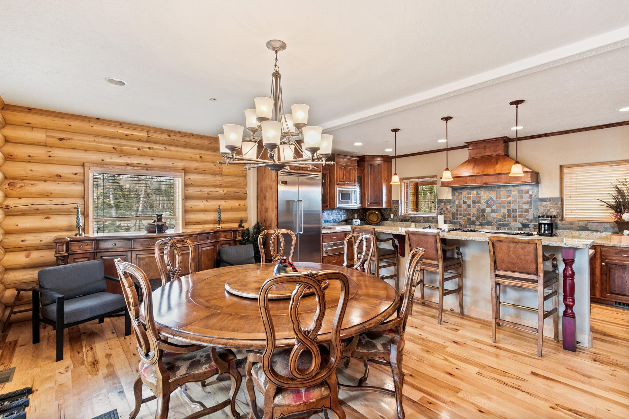 Brian Head, Utah, 84719, United States, 5 Bedrooms Bedrooms, ,7 BathroomsBathrooms,Residential,Active,2044532