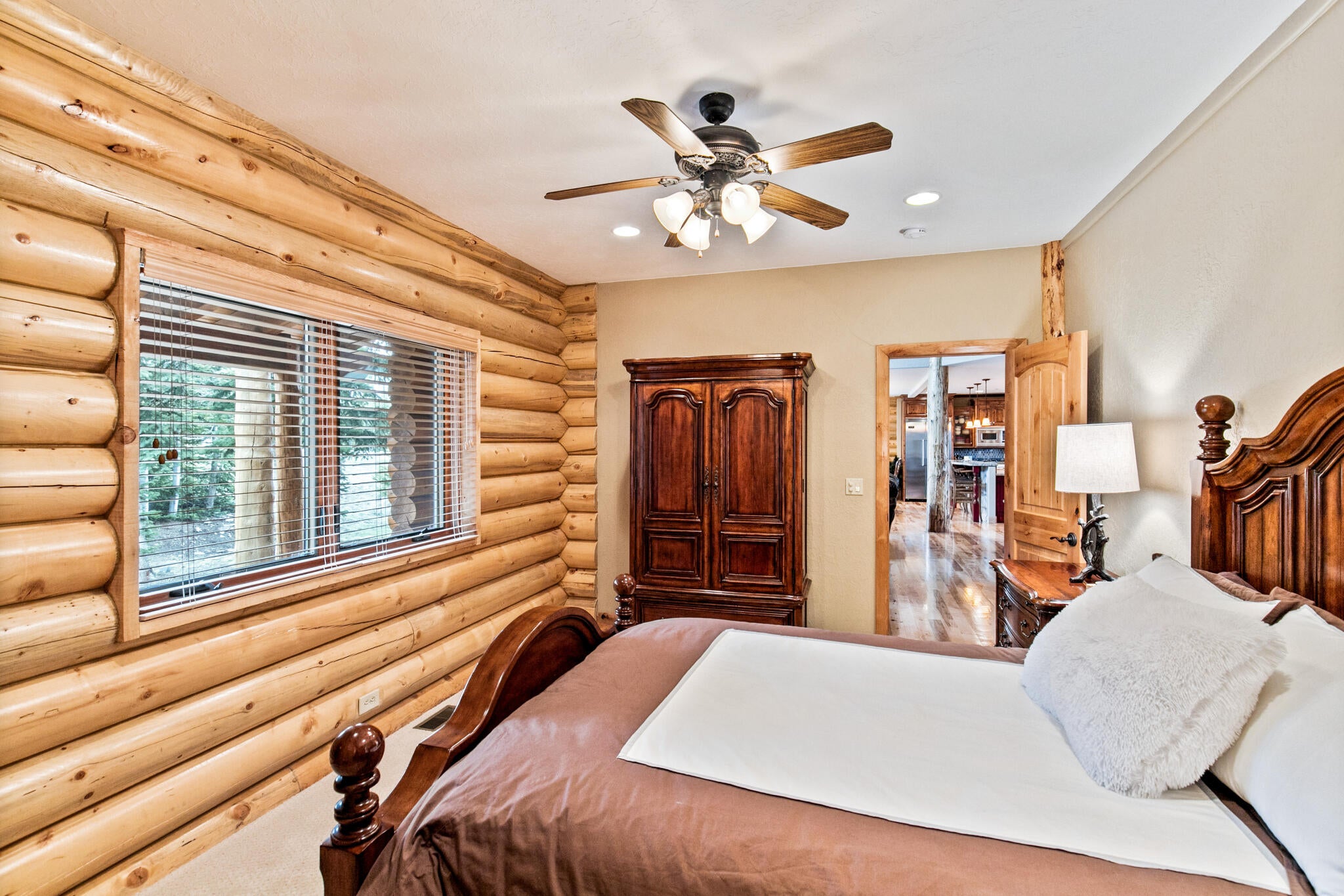 Brian Head, Utah, 84719, United States, 5 Bedrooms Bedrooms, ,7 BathroomsBathrooms,Residential,Active,2044532