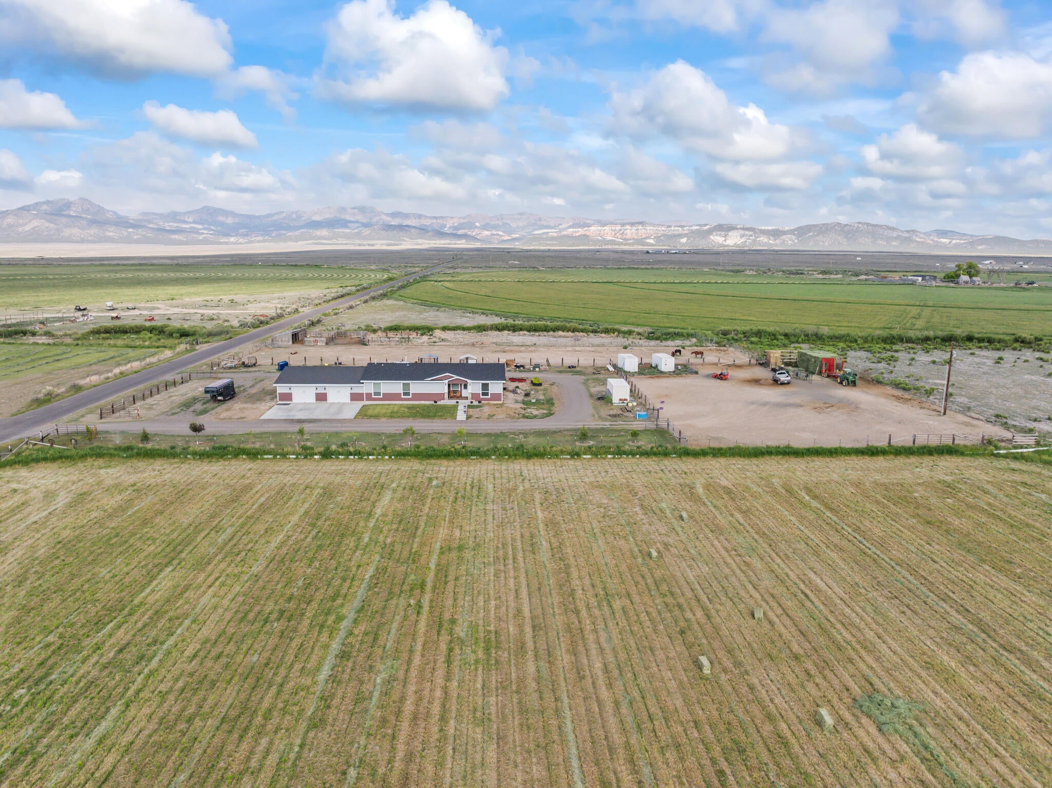 Panguitch, Utah, 84759, United States, 3 Bedrooms Bedrooms, ,3 BathroomsBathrooms,Residential,Active,2015794
