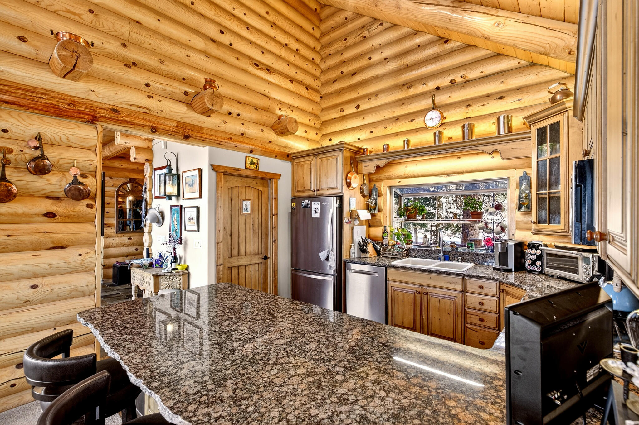 Brian Head, Utah, 84719, United States, 3 Bedrooms Bedrooms, ,3 BathroomsBathrooms,Residential,Active,1990678