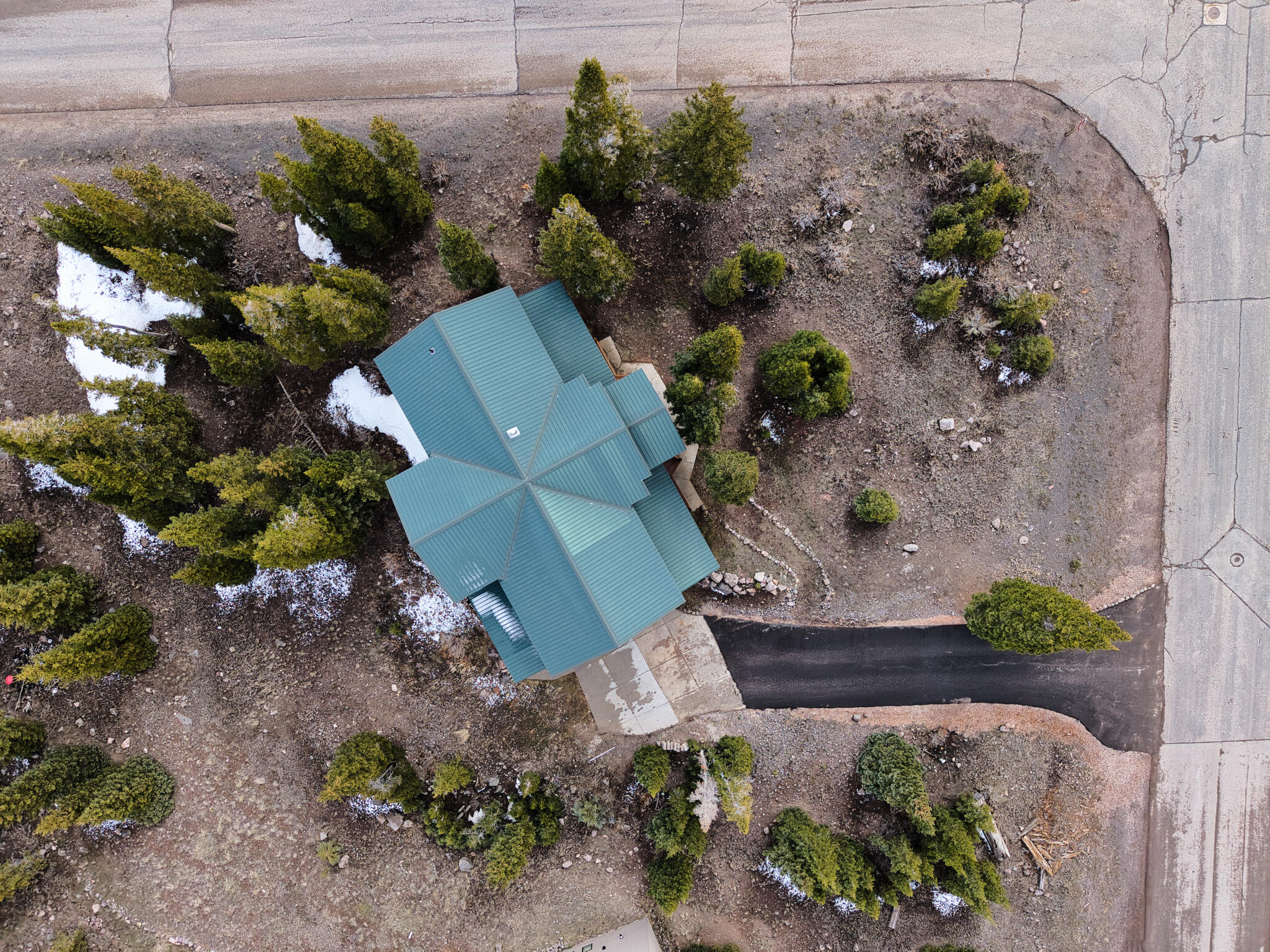 Brian Head, Utah, 84719, United States, 5 Bedrooms Bedrooms, ,7 BathroomsBathrooms,Residential,Active,2044532
