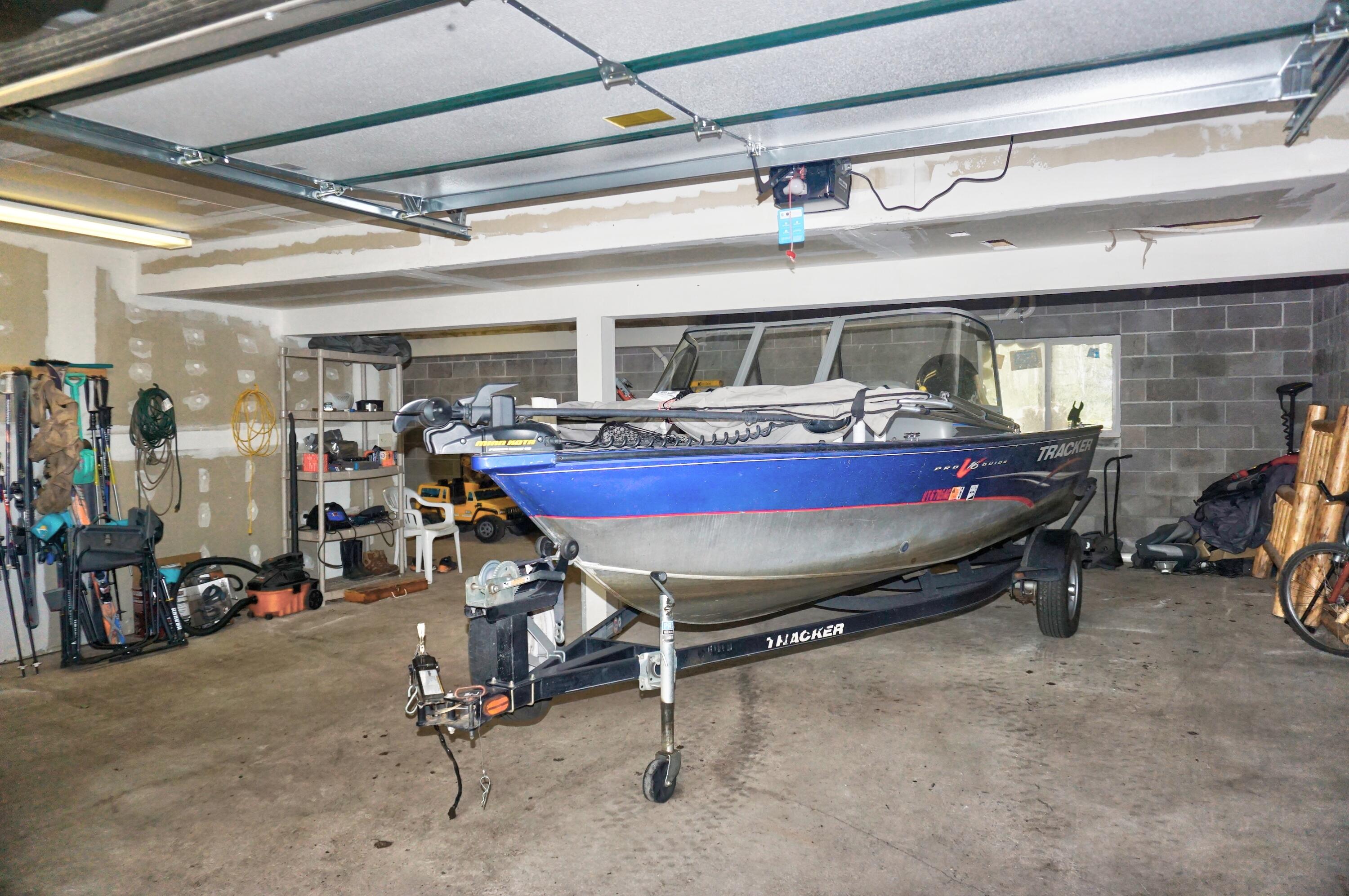 Brian Head, Utah, 84719, United States, 4 Bedrooms Bedrooms, ,3 BathroomsBathrooms,Residential,Active,1990609