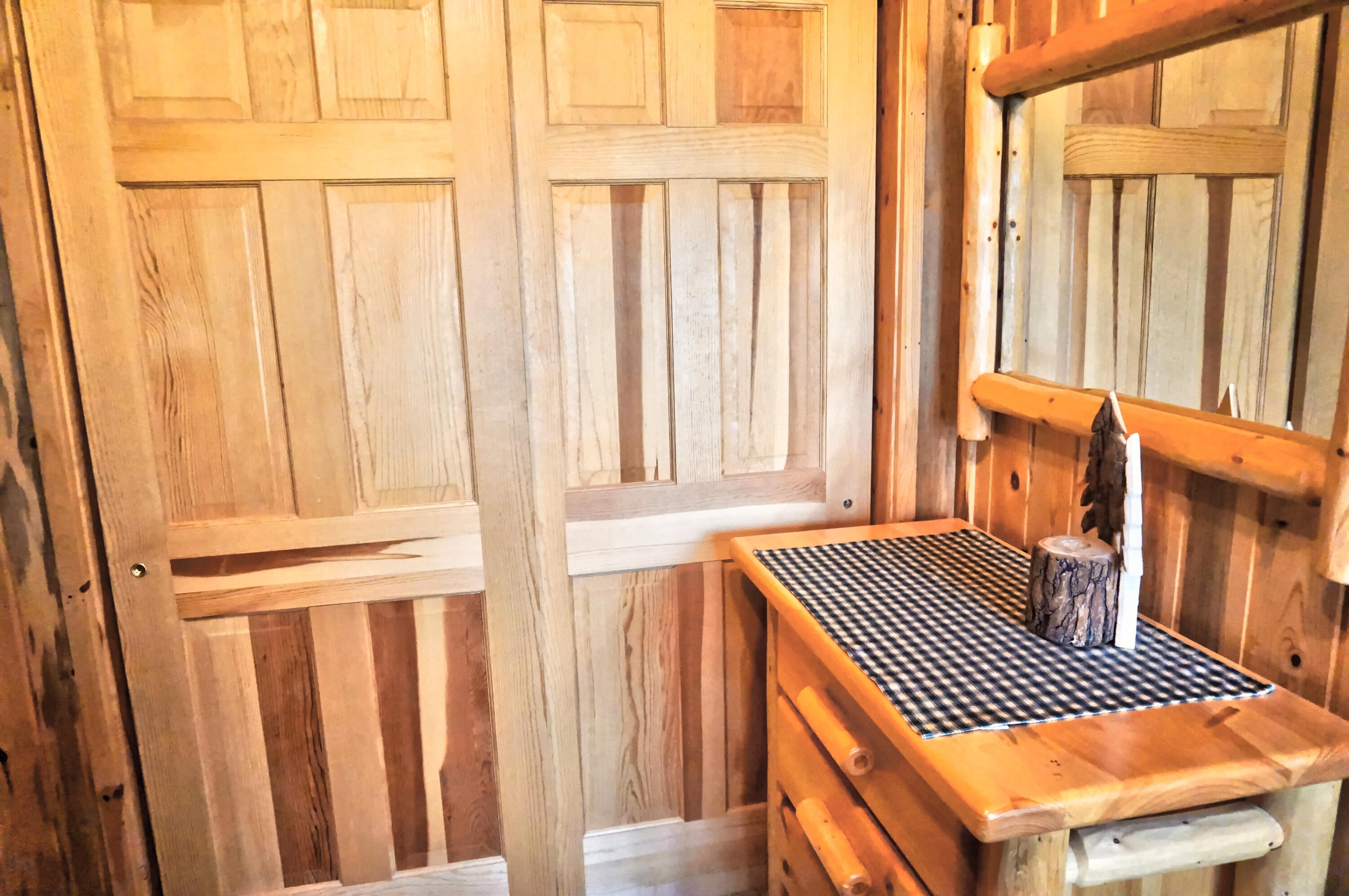 Brian Head, Utah, 84719, United States, 4 Bedrooms Bedrooms, ,3 BathroomsBathrooms,Residential,Active,1990609