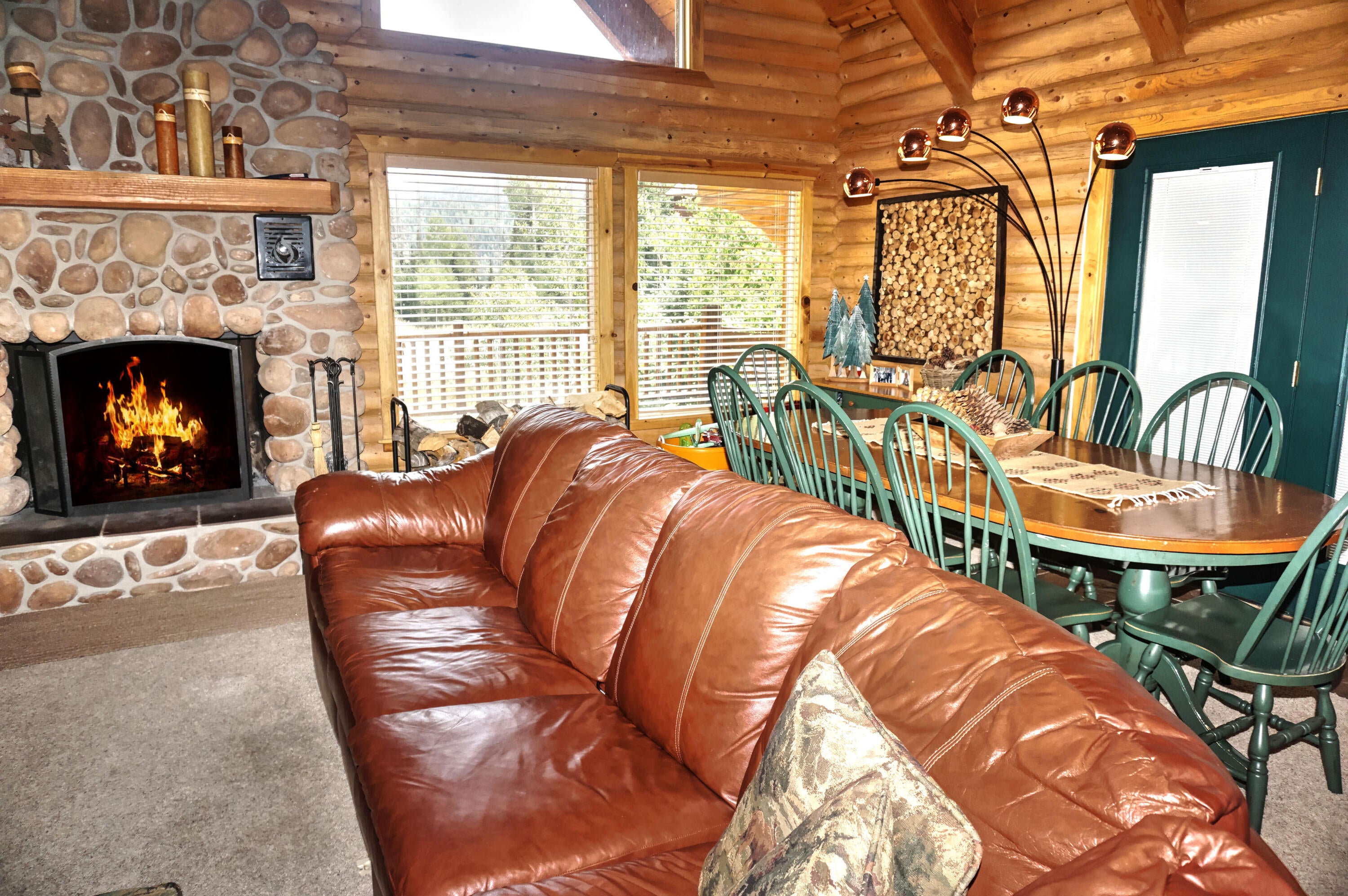 Brian Head, Utah, 84719, United States, 4 Bedrooms Bedrooms, ,3 BathroomsBathrooms,Residential,Active,1990609