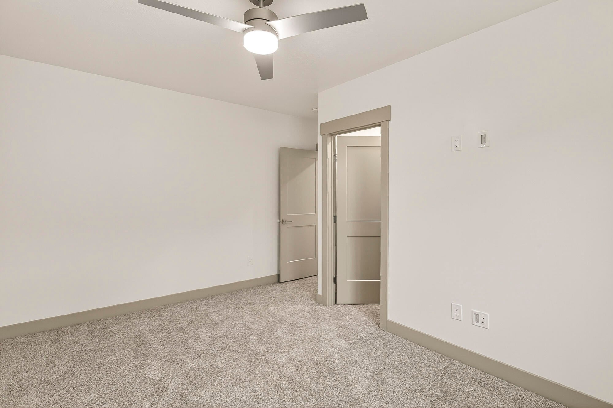 Cedar City, Utah, 84720, United States, 6 Bedrooms Bedrooms, ,4 BathroomsBathrooms,Residential,Active,2043845