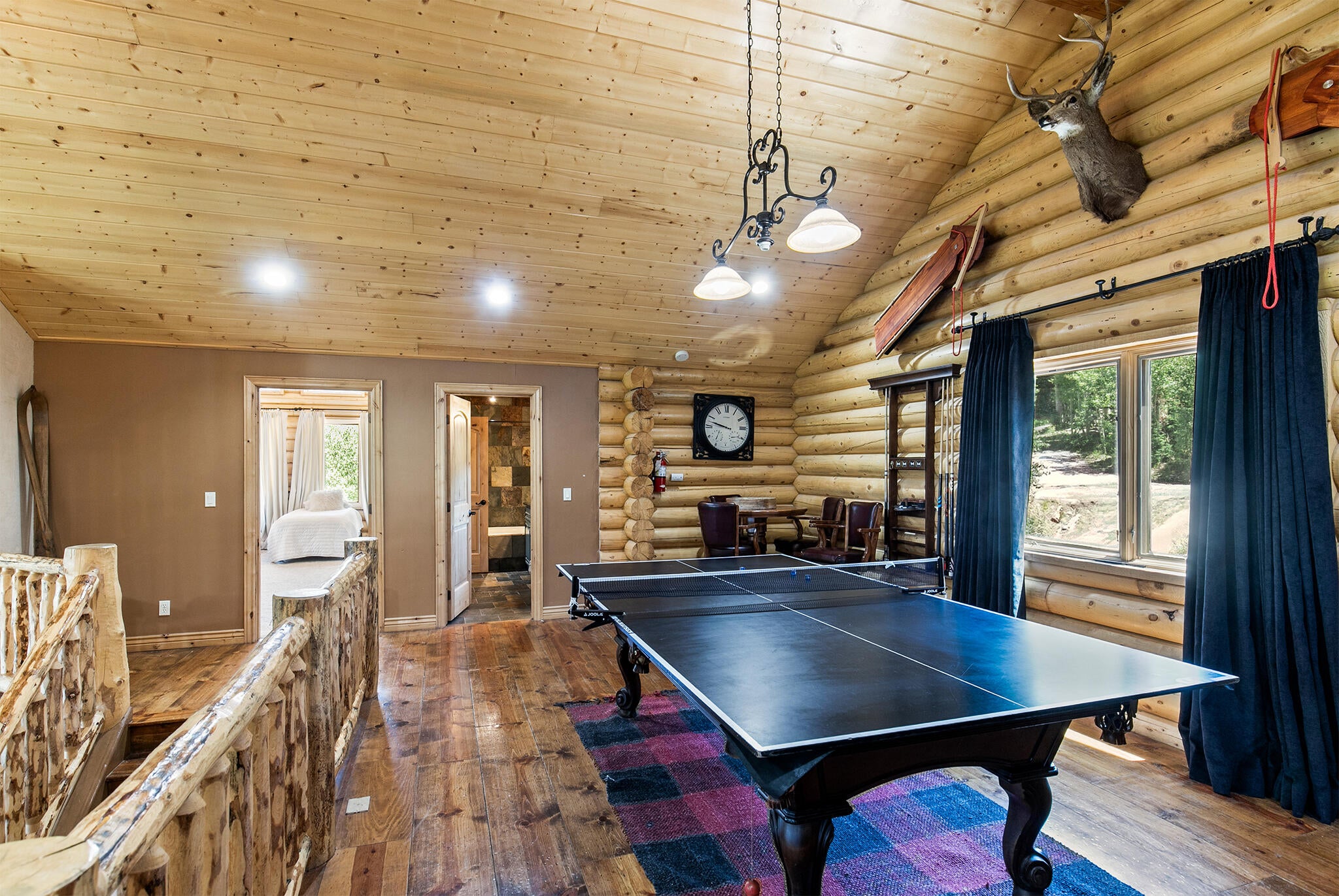 Brian Head, Utah, 84719, United States, 5 Bedrooms Bedrooms, ,4 BathroomsBathrooms,Residential,Active,1990611