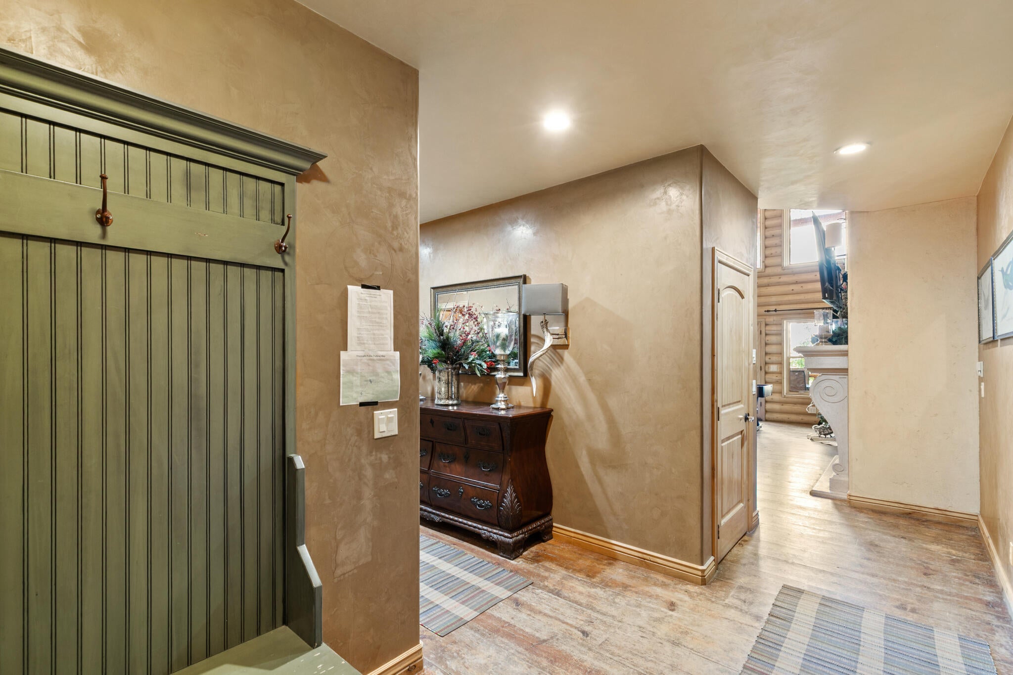 Brian Head, Utah, 84719, United States, 5 Bedrooms Bedrooms, ,4 BathroomsBathrooms,Residential,Active,1990611