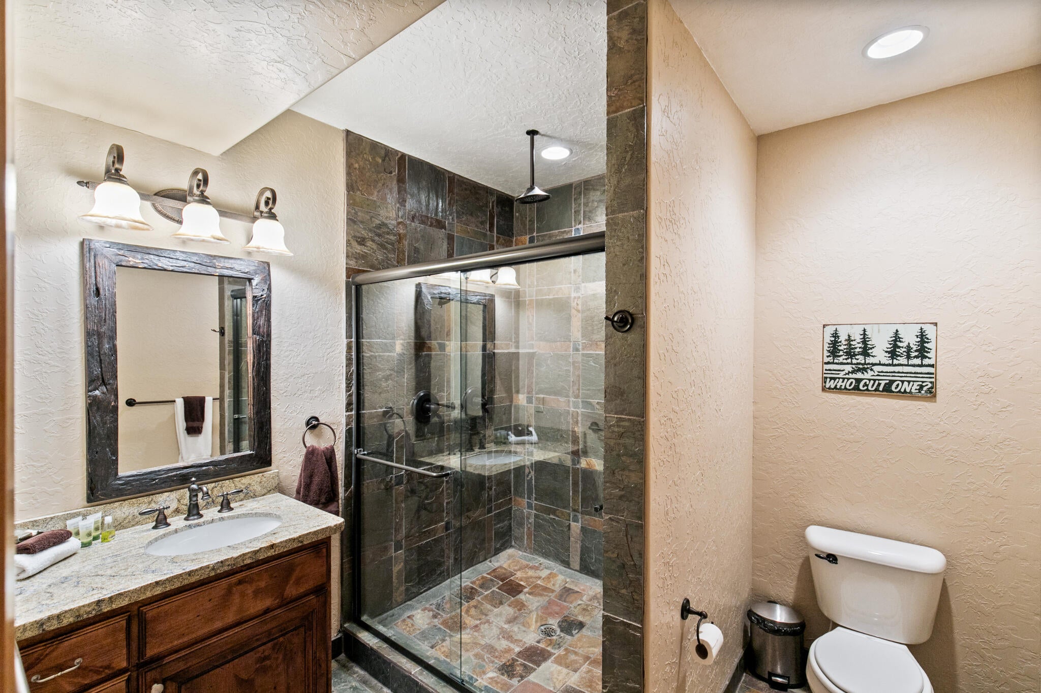 Brian Head, Utah, 84719, United States, 5 Bedrooms Bedrooms, ,7 BathroomsBathrooms,Residential,Active,2044532