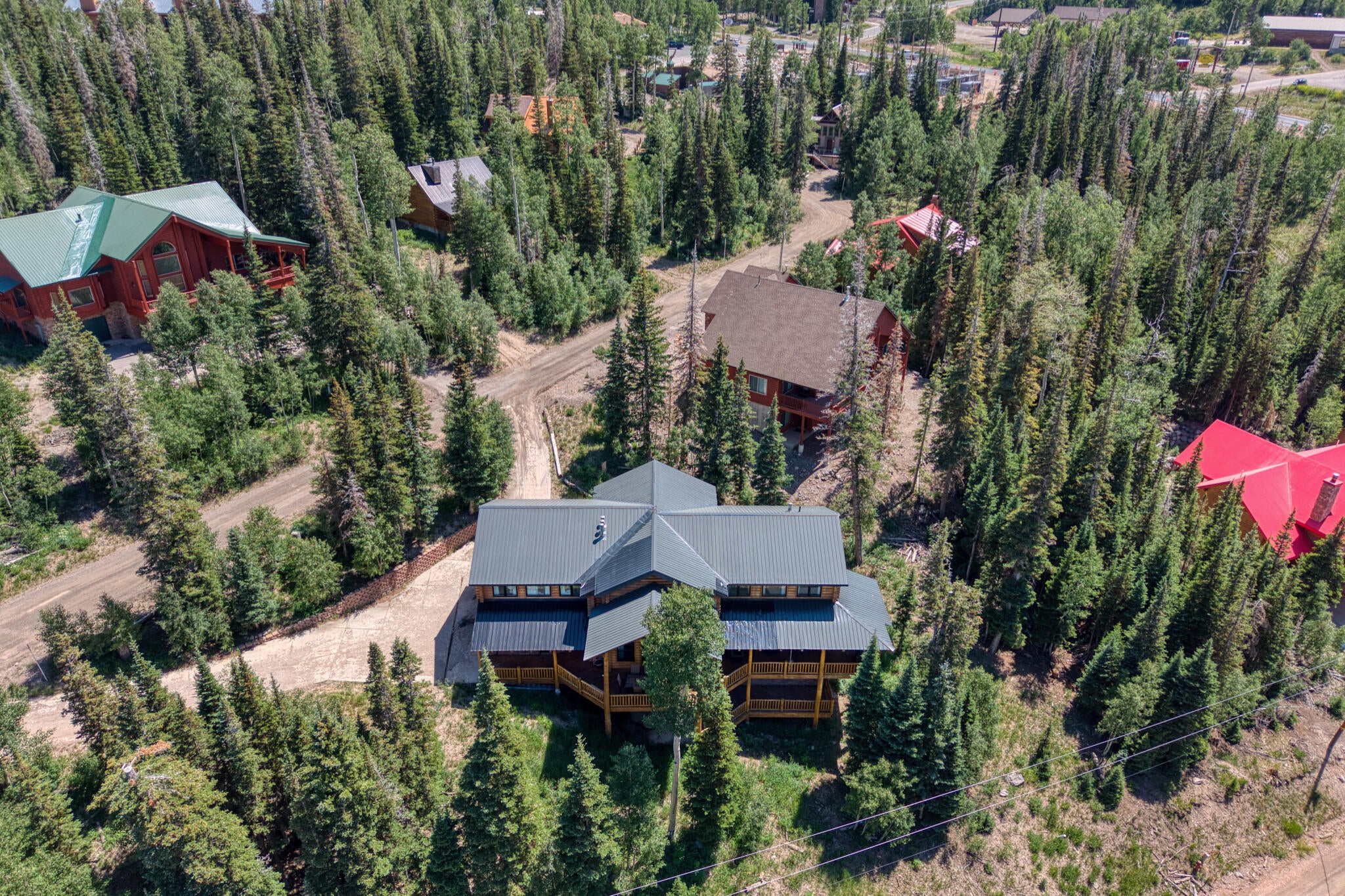 Brian Head, Utah, 84719, United States, 5 Bedrooms Bedrooms, ,4 BathroomsBathrooms,Residential,Active,1990611