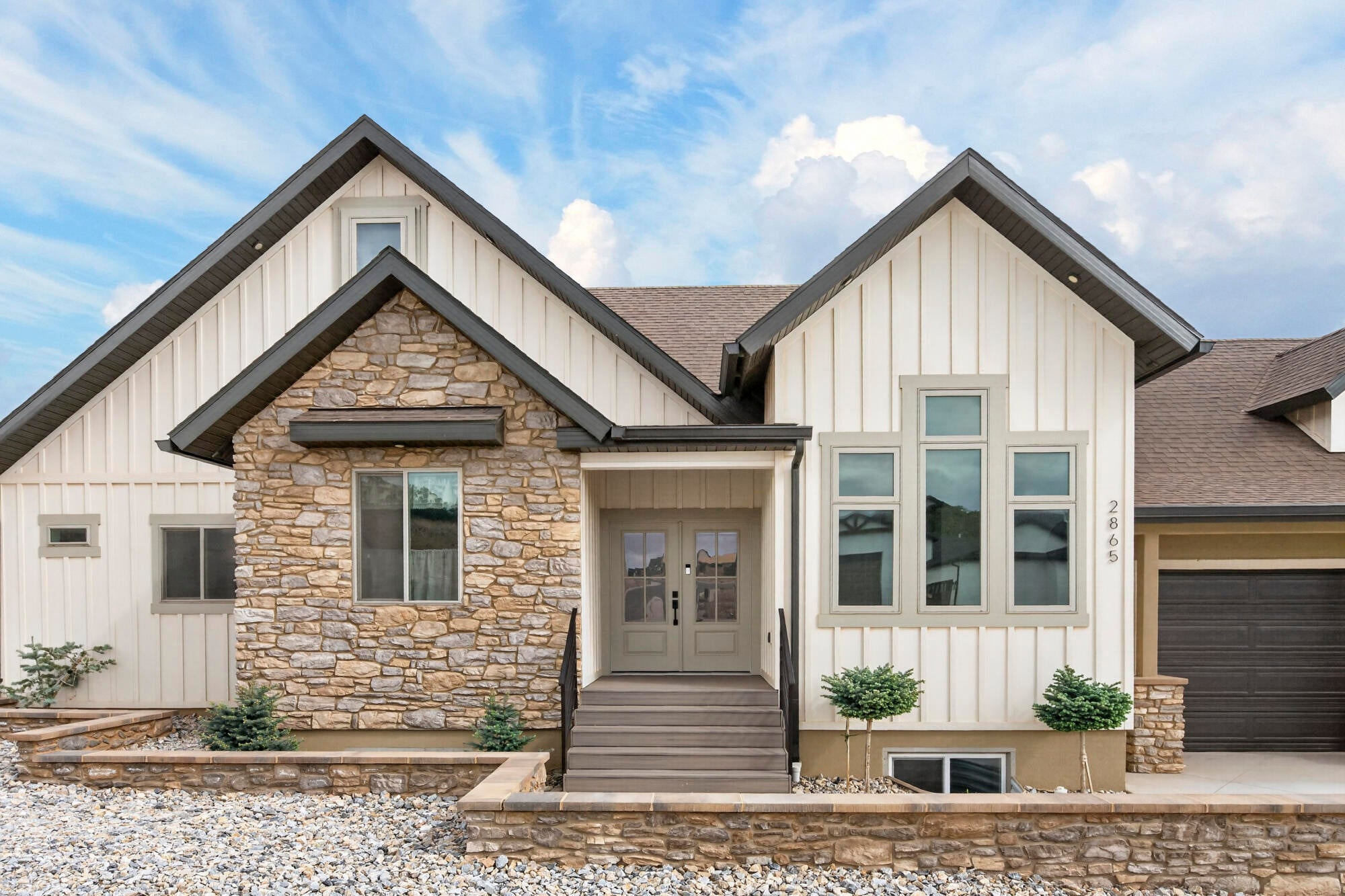 Cedar City, Utah, 84720, United States, 6 Bedrooms Bedrooms, ,4 BathroomsBathrooms,Residential,Active,2043845
