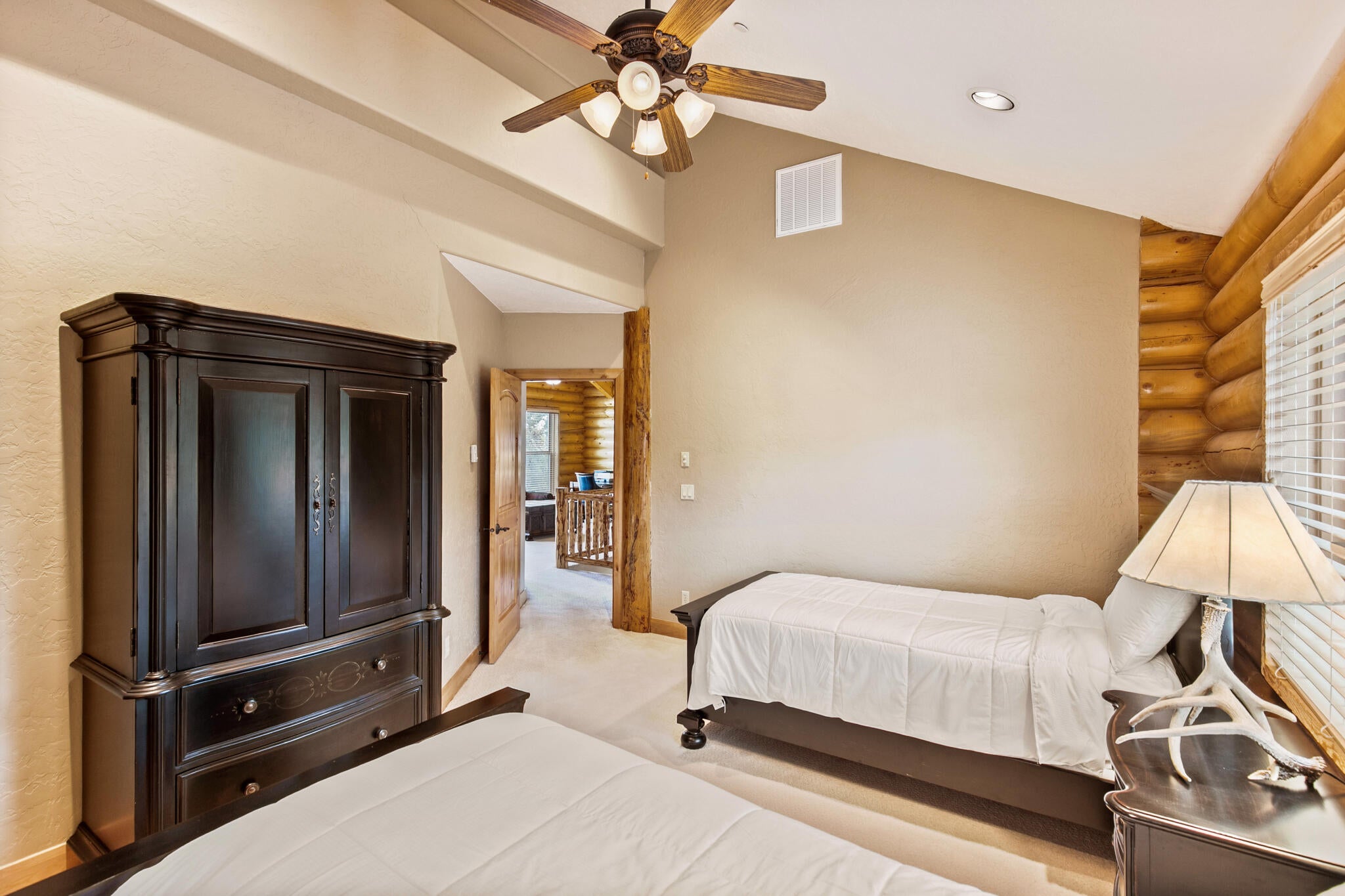 Brian Head, Utah, 84719, United States, 5 Bedrooms Bedrooms, ,7 BathroomsBathrooms,Residential,Active,2044532