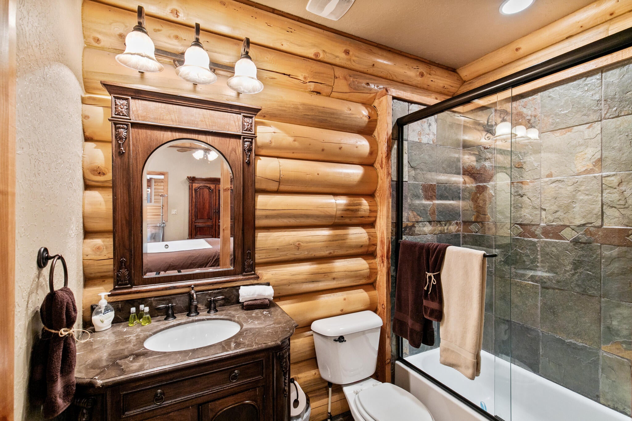 Brian Head, Utah, 84719, United States, 5 Bedrooms Bedrooms, ,7 BathroomsBathrooms,Residential,Active,2044532