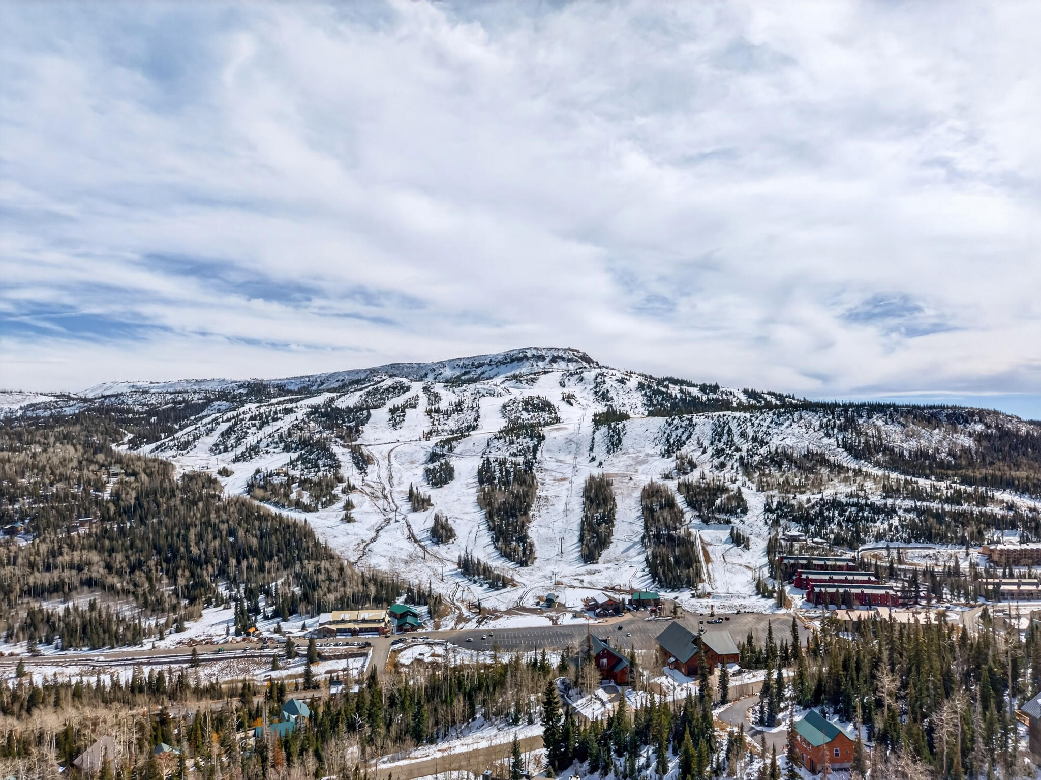 Brian Head, Utah, 84719, United States, 3 Bedrooms Bedrooms, ,3 BathroomsBathrooms,Residential,Active,1990678