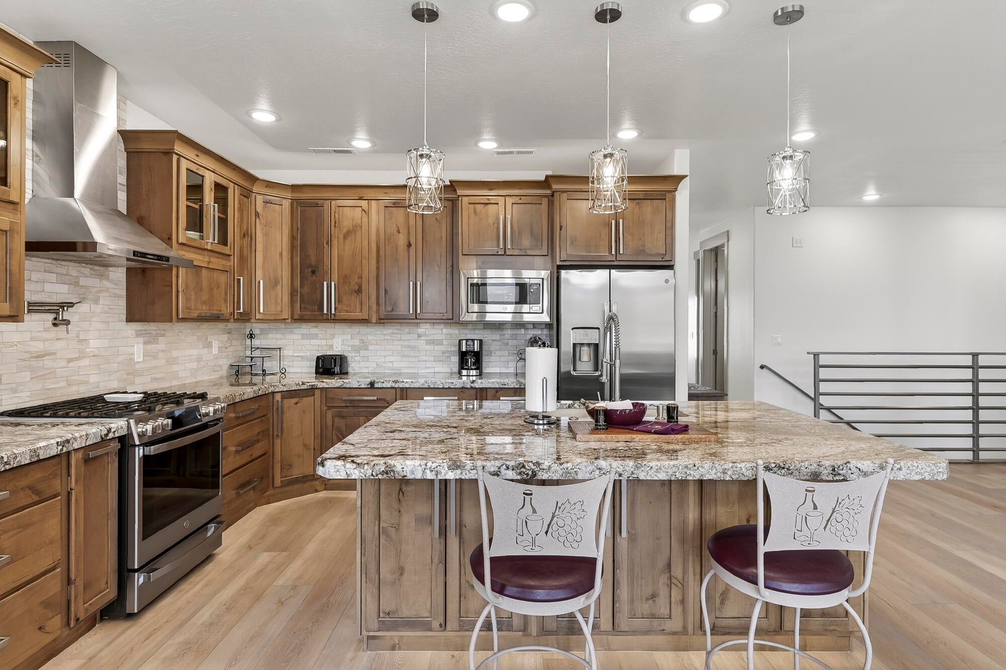 Cedar City, Utah, 84720, United States, 6 Bedrooms Bedrooms, ,4 BathroomsBathrooms,Residential,Active,2043845