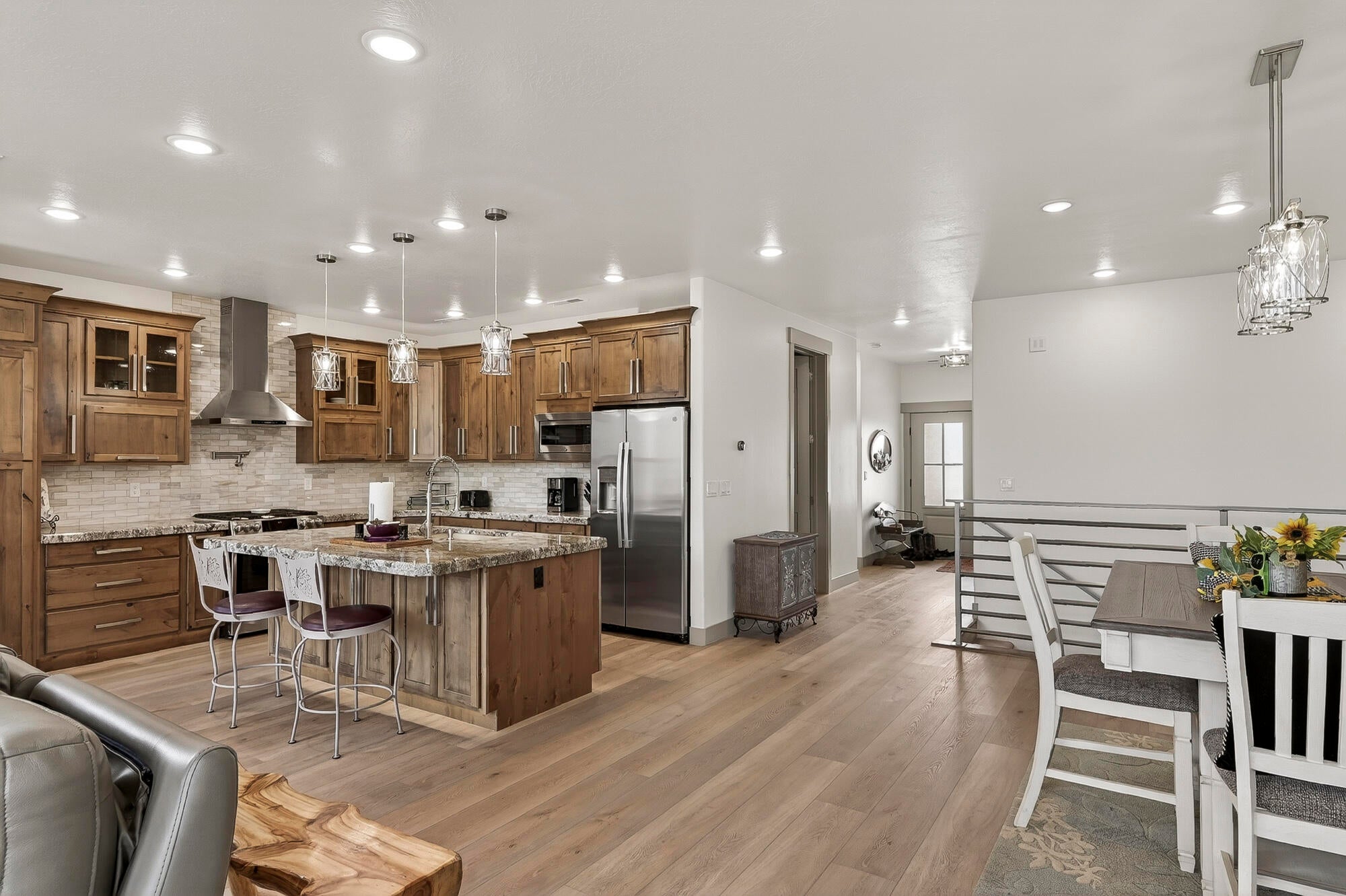 Cedar City, Utah, 84720, United States, 6 Bedrooms Bedrooms, ,4 BathroomsBathrooms,Residential,Active,2043845