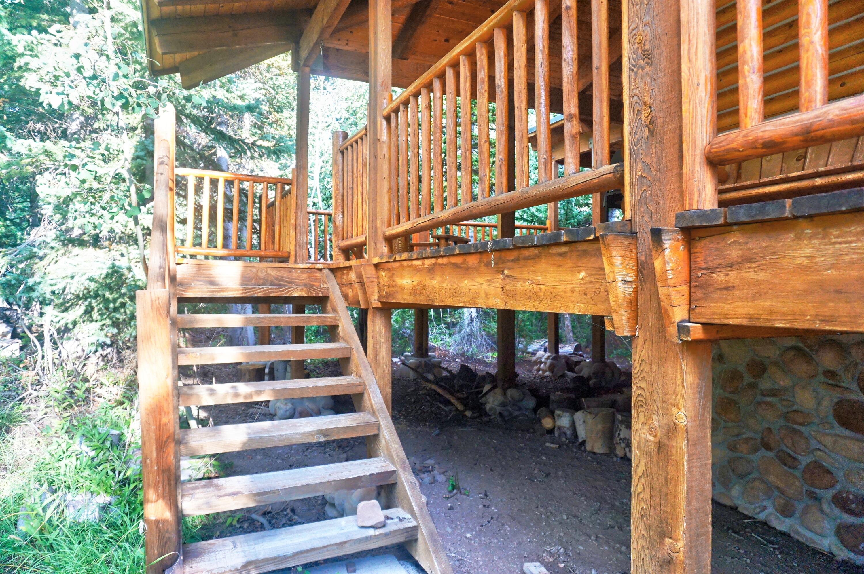 Brian Head, Utah, 84719, United States, 4 Bedrooms Bedrooms, ,3 BathroomsBathrooms,Residential,Active,1990609