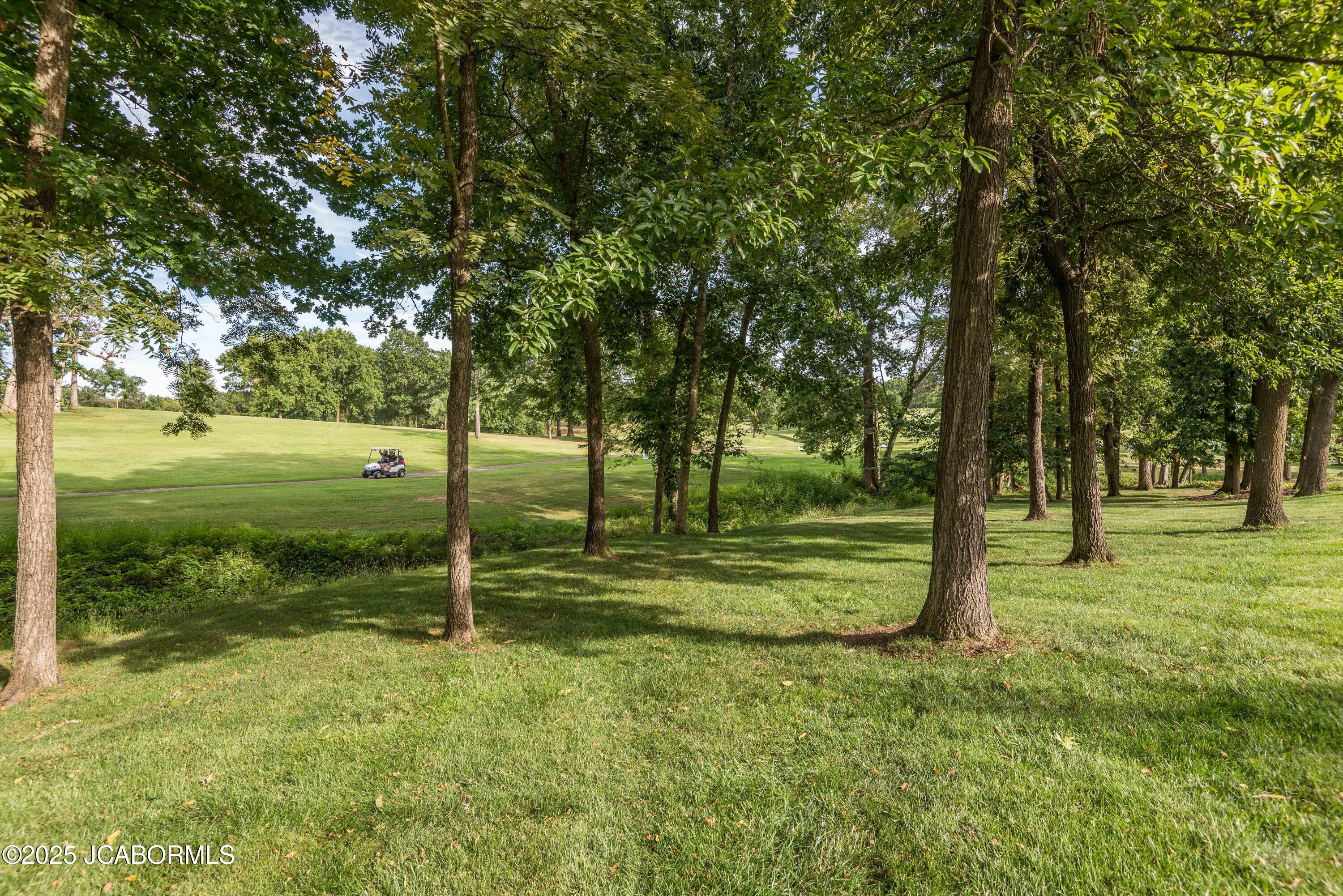 Jefferson City, Missouri, 65109, United States, 4 Bedrooms Bedrooms, ,5 BathroomsBathrooms,Residential,Active,1954411