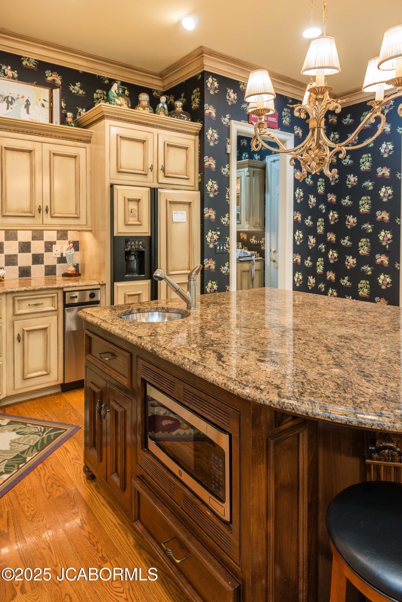 Jefferson City, Missouri, 65109, United States, 4 Bedrooms Bedrooms, ,5 BathroomsBathrooms,Residential,Active,1954411