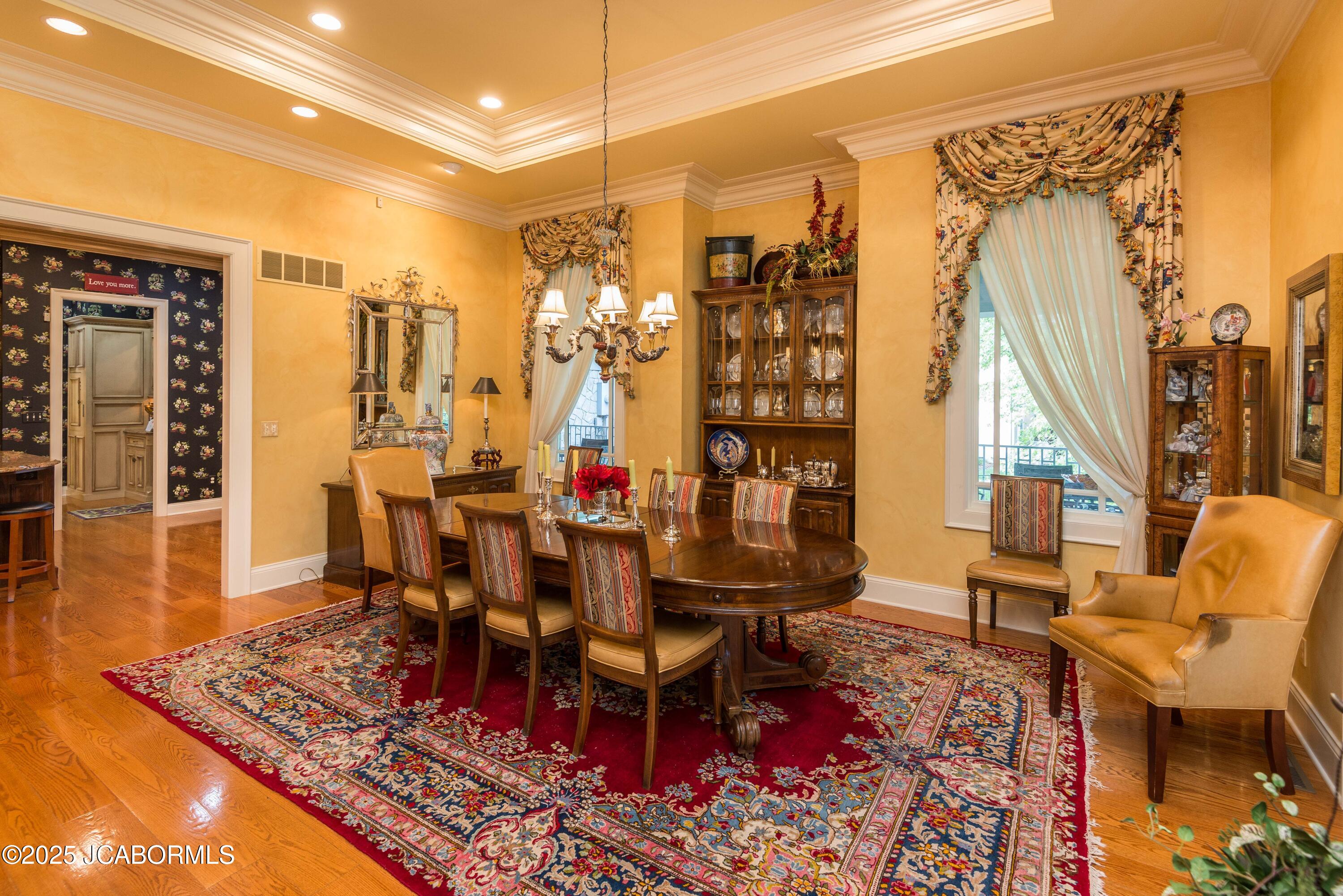 Jefferson City, Missouri, 65109, United States, 4 Bedrooms Bedrooms, ,5 BathroomsBathrooms,Residential,Active,1954411