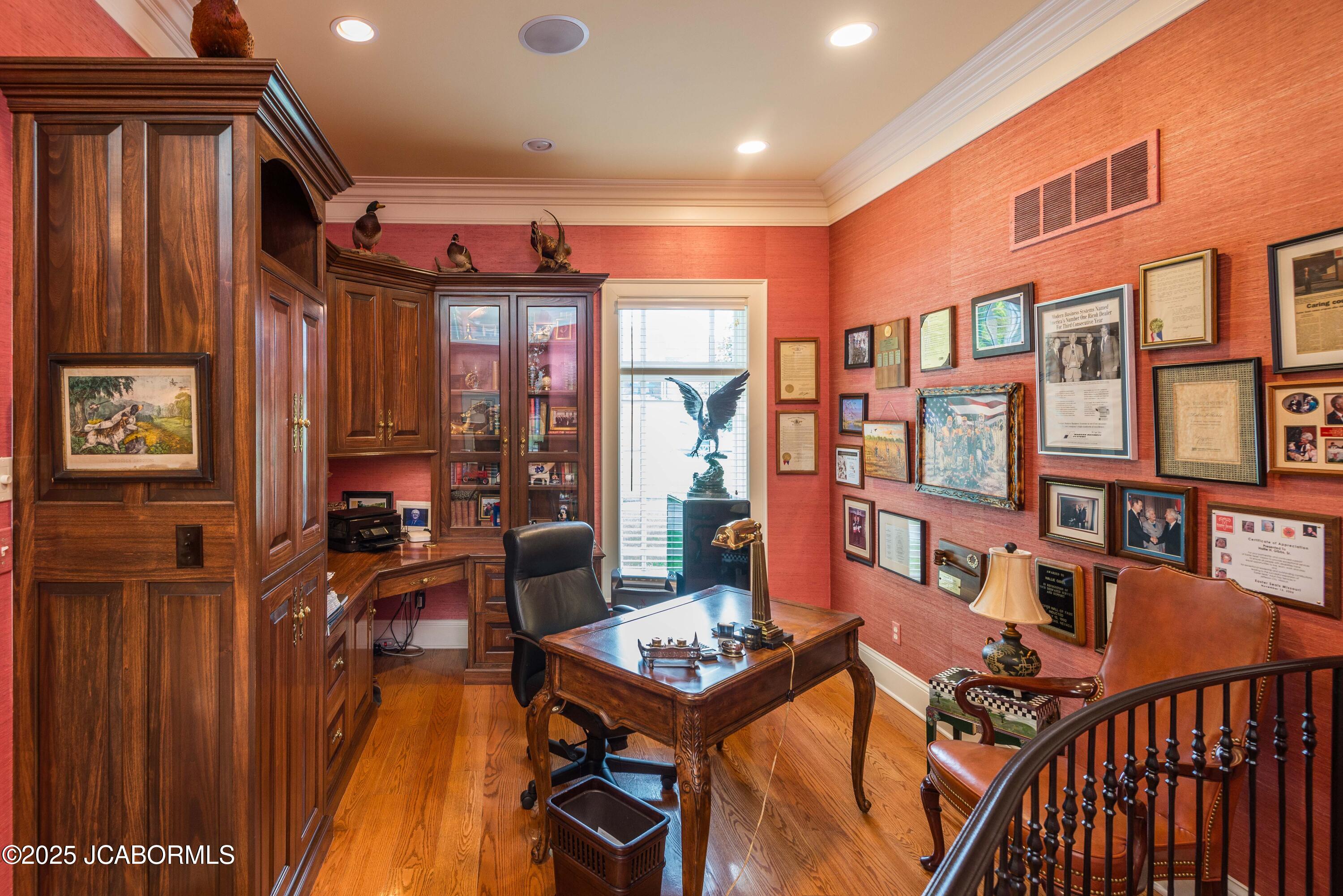 Jefferson City, Missouri, 65109, United States, 4 Bedrooms Bedrooms, ,5 BathroomsBathrooms,Residential,Active,1954411