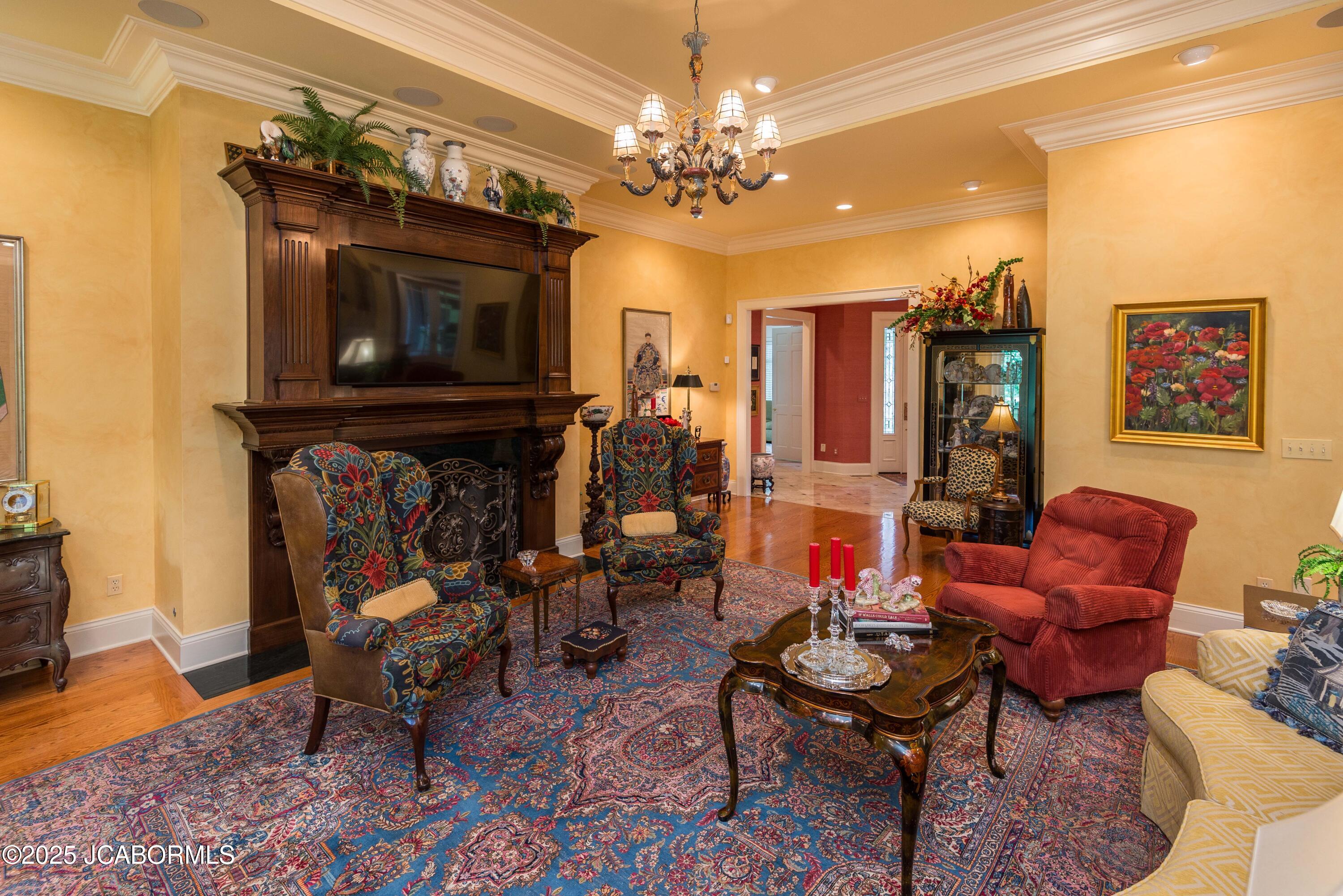 Jefferson City, Missouri, 65109, United States, 4 Bedrooms Bedrooms, ,5 BathroomsBathrooms,Residential,Active,1954411