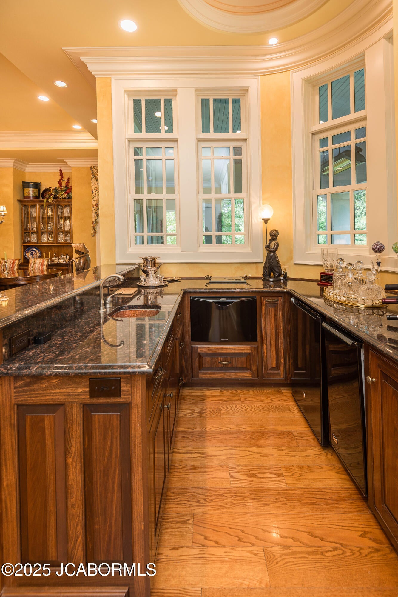 Jefferson City, Missouri, 65109, United States, 4 Bedrooms Bedrooms, ,5 BathroomsBathrooms,Residential,Active,1954411