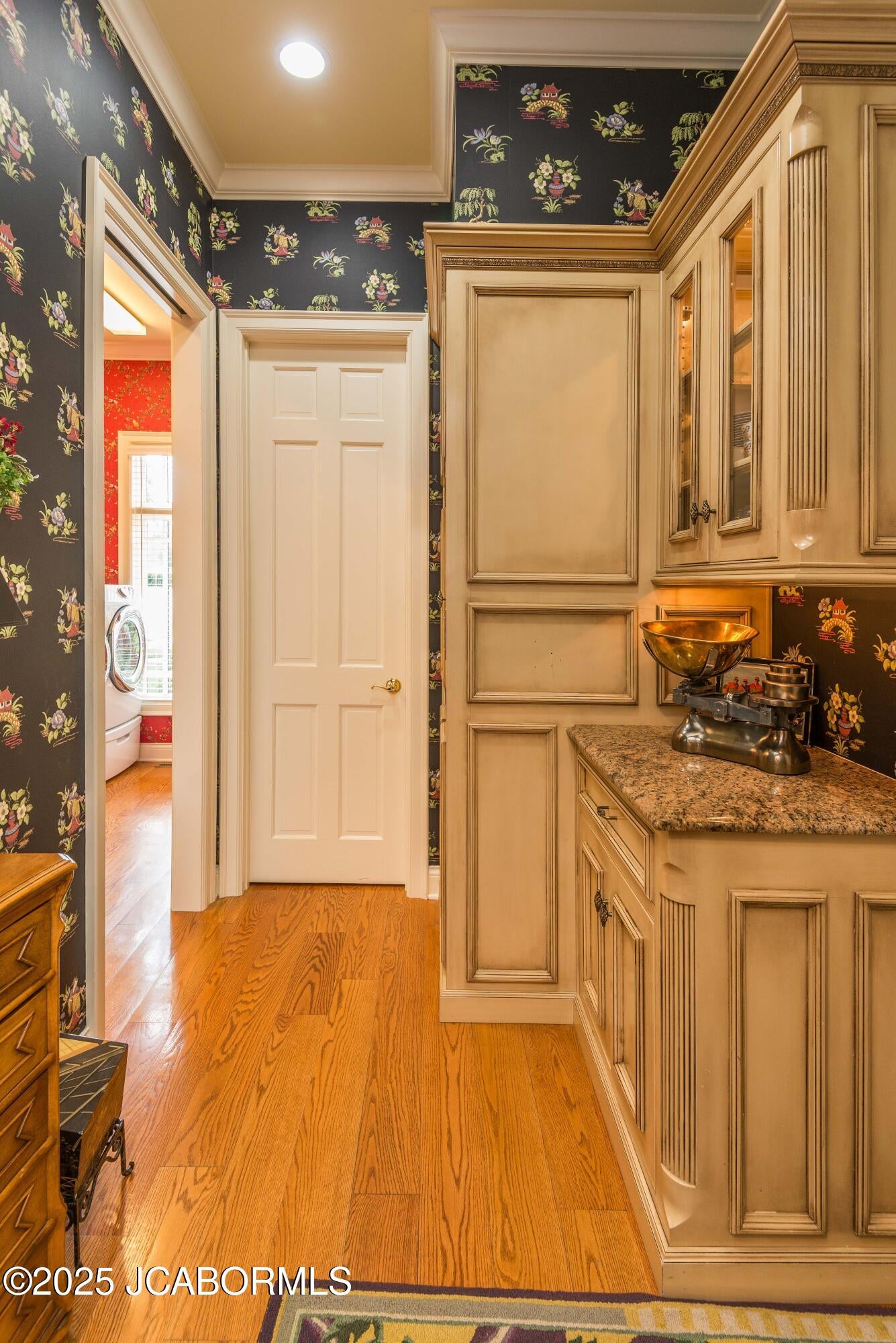 Jefferson City, Missouri, 65109, United States, 4 Bedrooms Bedrooms, ,5 BathroomsBathrooms,Residential,Active,1954411