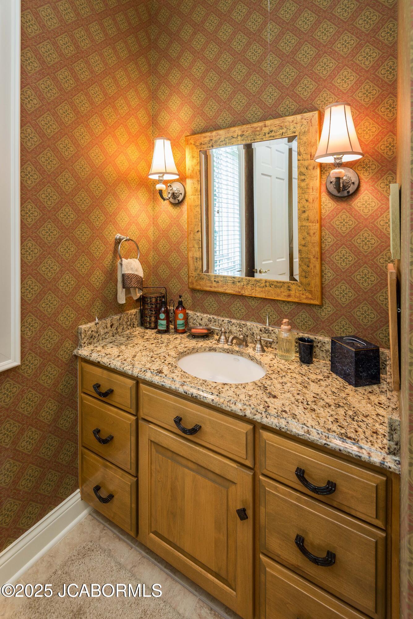 Jefferson City, Missouri, 65109, United States, 4 Bedrooms Bedrooms, ,5 BathroomsBathrooms,Residential,Active,1954411