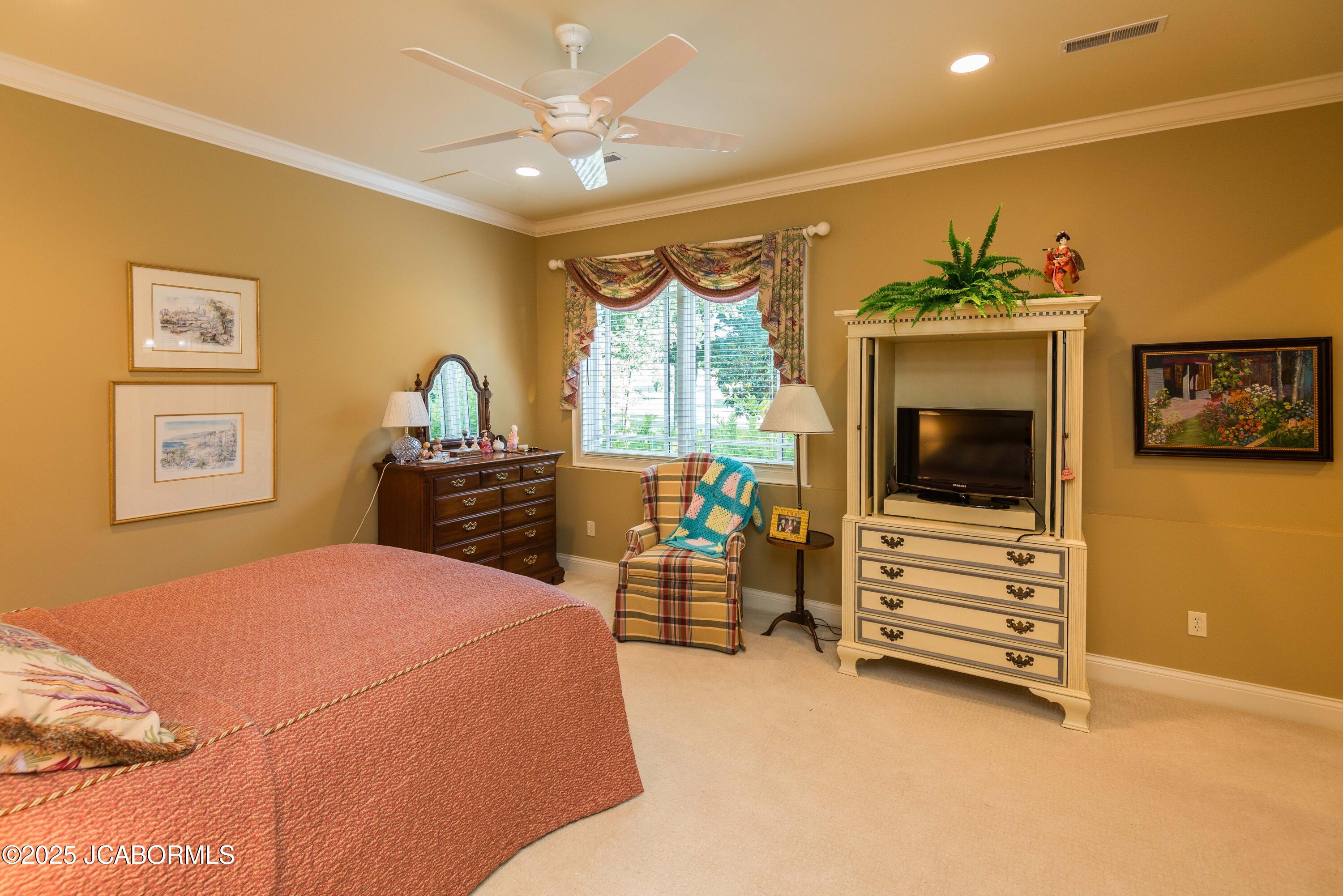 Jefferson City, Missouri, 65109, United States, 4 Bedrooms Bedrooms, ,5 BathroomsBathrooms,Residential,Active,1954411