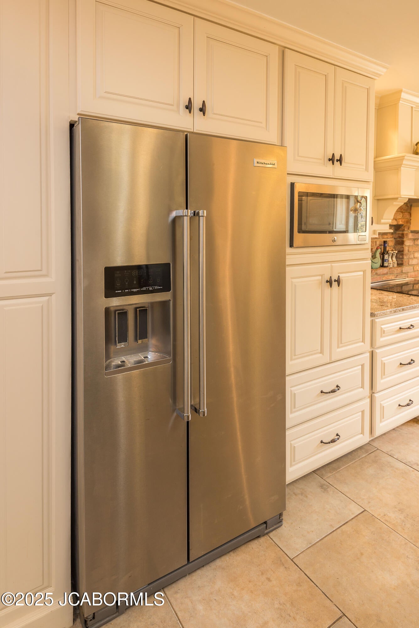 Jefferson City, Missouri, 65109, United States, 4 Bedrooms Bedrooms, ,4 BathroomsBathrooms,Residential,Active,1990026