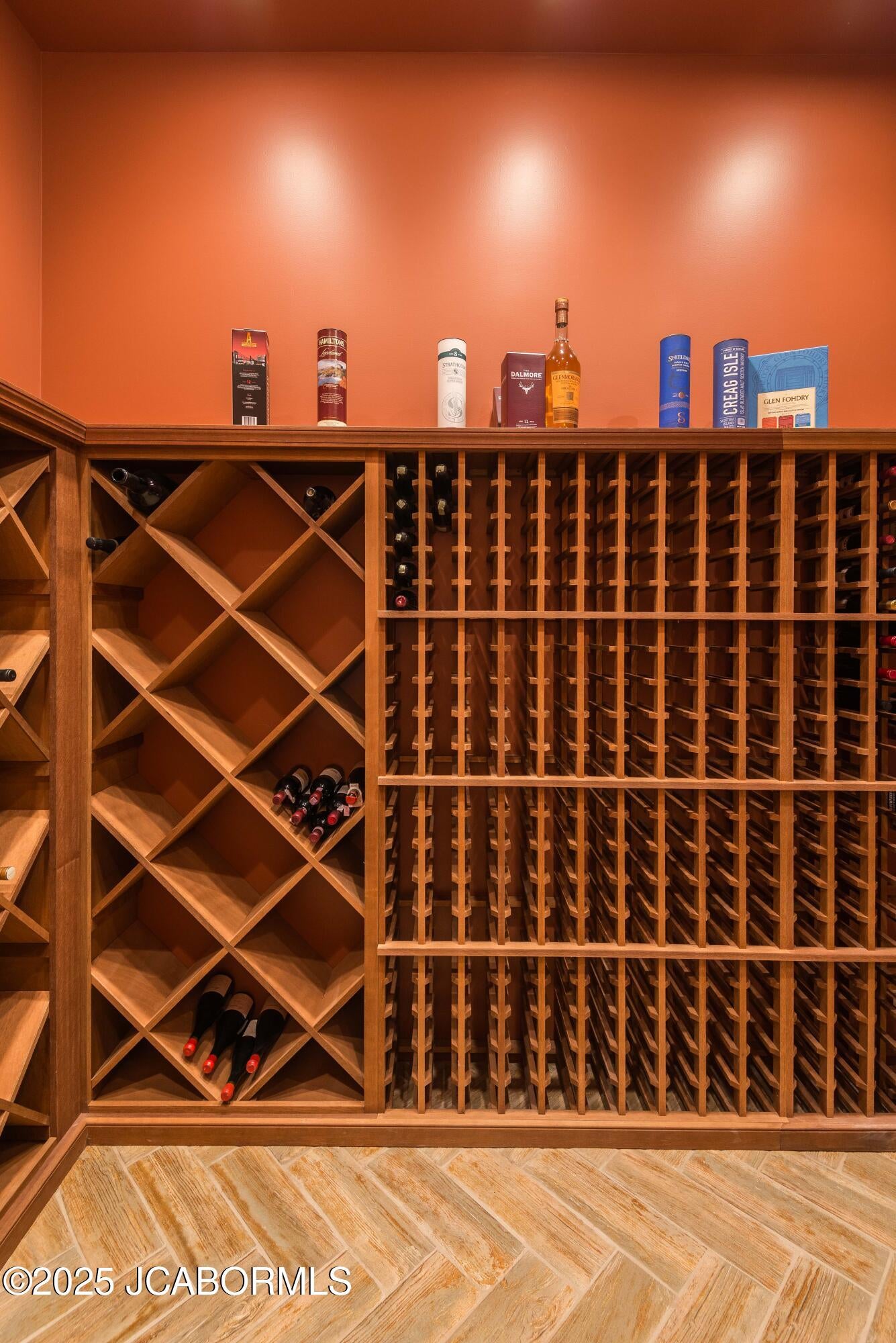 Jefferson City, Missouri, 65109, United States, 4 Bedrooms Bedrooms, ,5 BathroomsBathrooms,Residential,Active,1954411