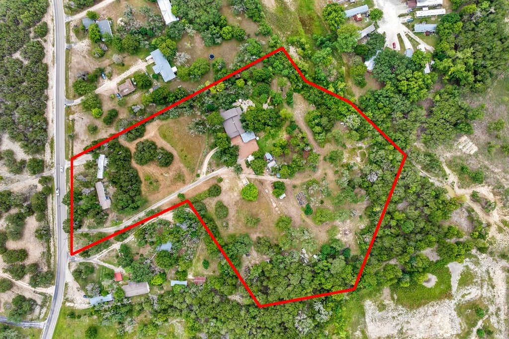 Kerrville, Texas, 78028, United States, 3 Bedrooms Bedrooms, ,2 BathroomsBathrooms,Residential,Active,1913035