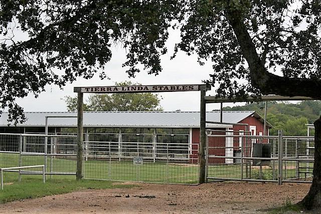 Kerrville, Texas, 78028, United States, 6 Bedrooms Bedrooms, ,3 BathroomsBathrooms,Residential,Active,1884989