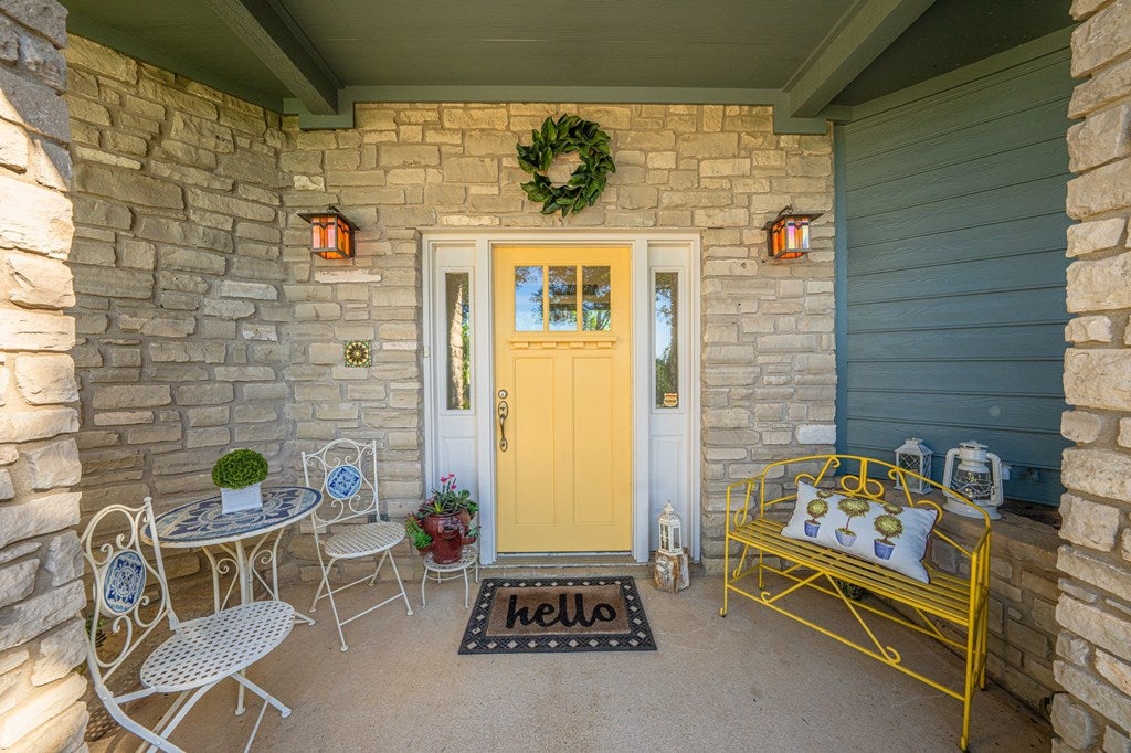 Kerrville, Texas, 78028, United States, 3 Bedrooms Bedrooms, ,4 BathroomsBathrooms,Residential,Active,1788552