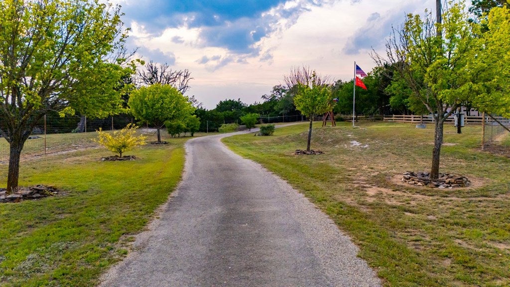 Kerrville, Texas, 78028, United States, 6 Bedrooms Bedrooms, ,3 BathroomsBathrooms,Residential,Active,1884989