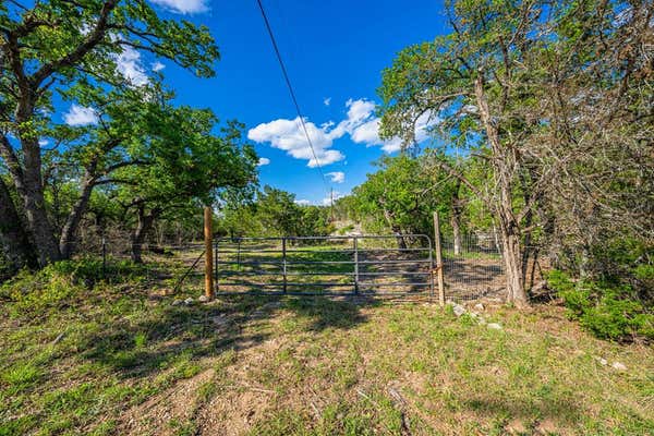 354 YELLOWSTONE LN, HUNT, TX 78024, photo 2 of 11