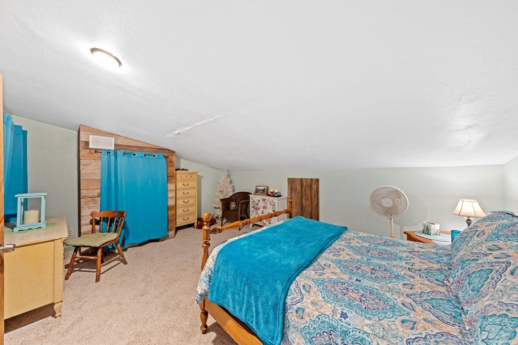 Kerrville, Texas, 78028, United States, 3 Bedrooms Bedrooms, ,2 BathroomsBathrooms,Residential,Active,1913035