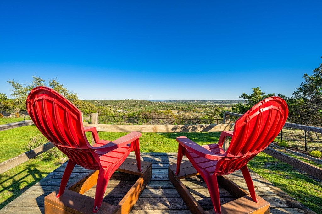 Kerrville, Texas, 78028, United States, 3 Bedrooms Bedrooms, ,4 BathroomsBathrooms,Residential,Active,1788552