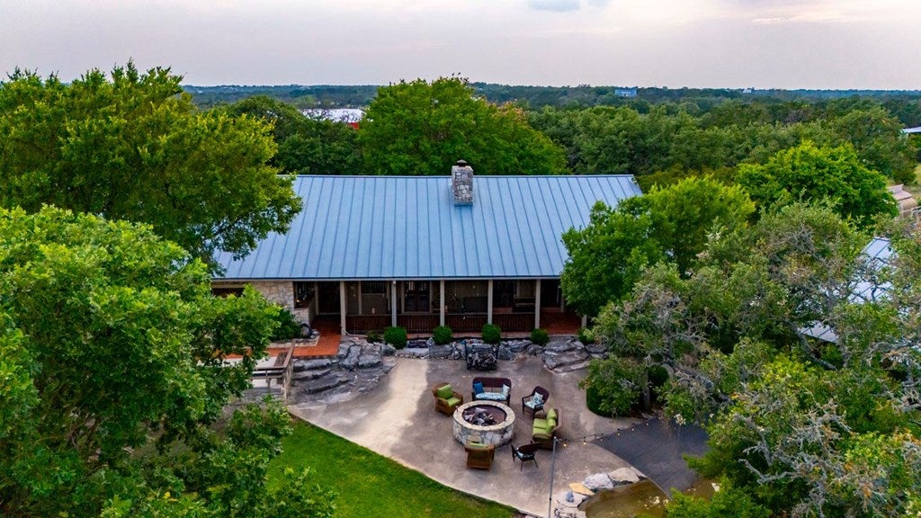 Kerrville, Texas, 78028, United States, 6 Bedrooms Bedrooms, ,3 BathroomsBathrooms,Residential,Active,1884989