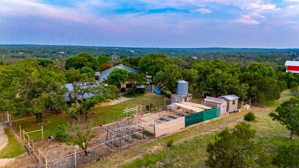 Kerrville, Texas, 78028, United States, 6 Bedrooms Bedrooms, ,3 BathroomsBathrooms,Residential,Active,1884989