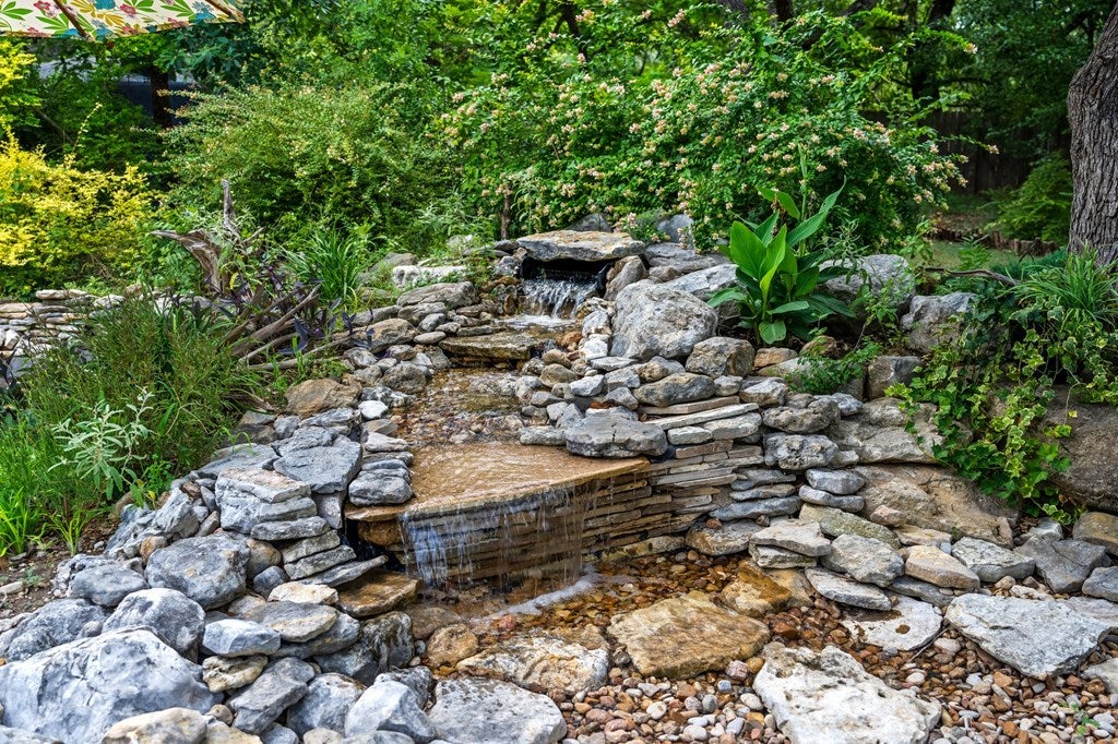 Kerrville, Texas, 78028, United States, 3 Bedrooms Bedrooms, ,2 BathroomsBathrooms,Residential,Active,1913035