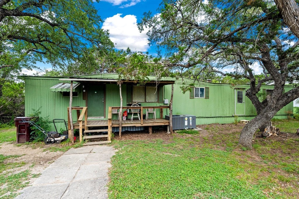 Kerrville, Texas, 78028, United States, 3 Bedrooms Bedrooms, ,2 BathroomsBathrooms,Residential,Active,1913035